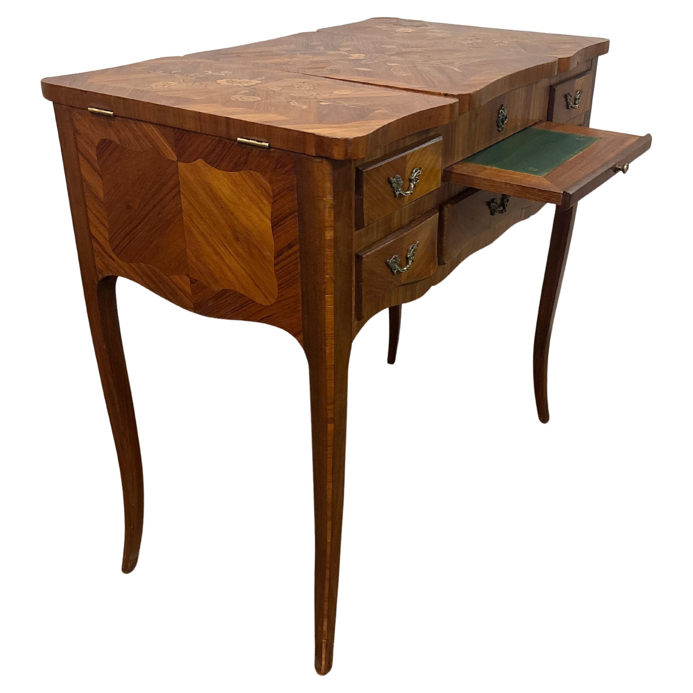 Coiffeuse française du début du 20e siècle en vente 4