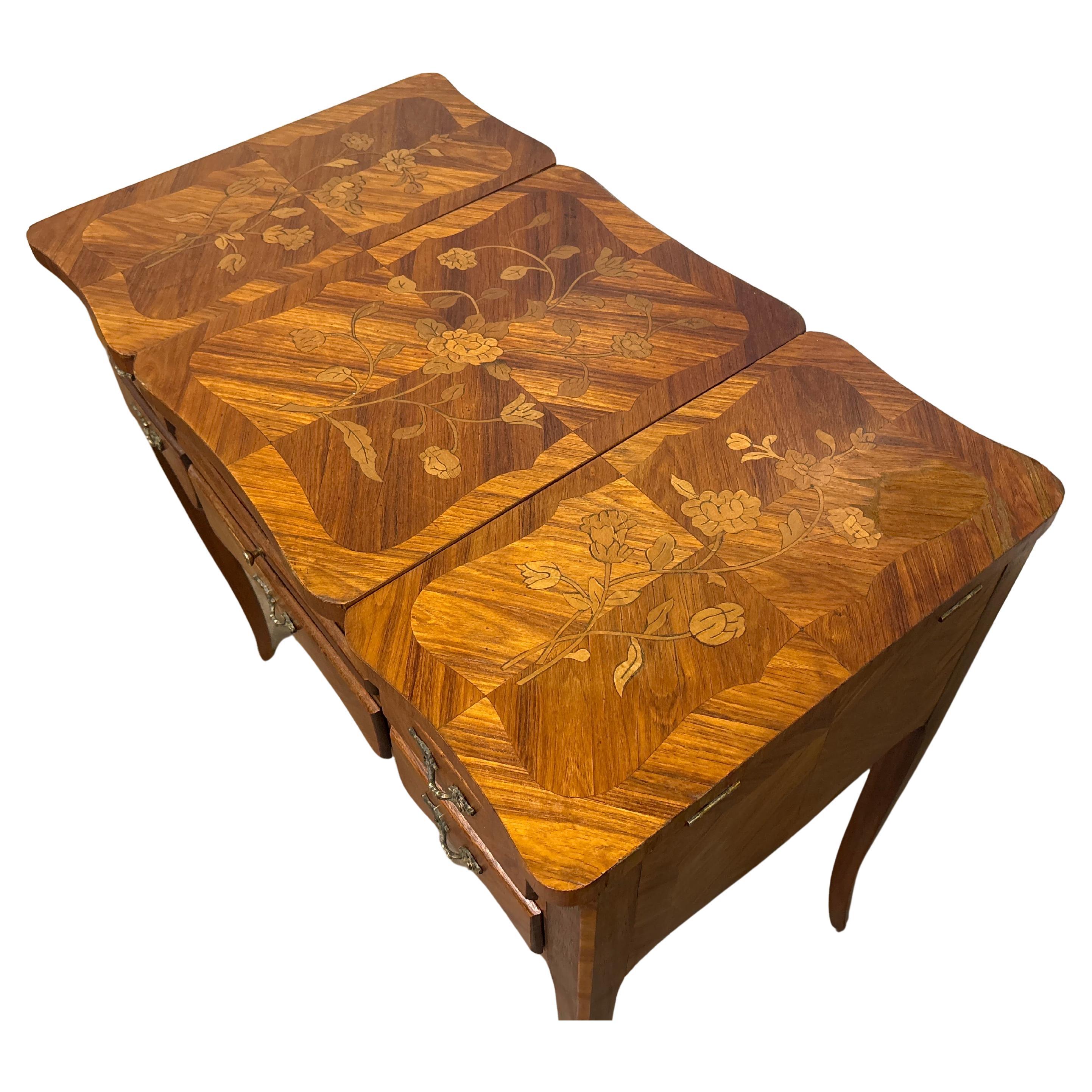 Incrusté Coiffeuse française du début du 20e siècle en vente