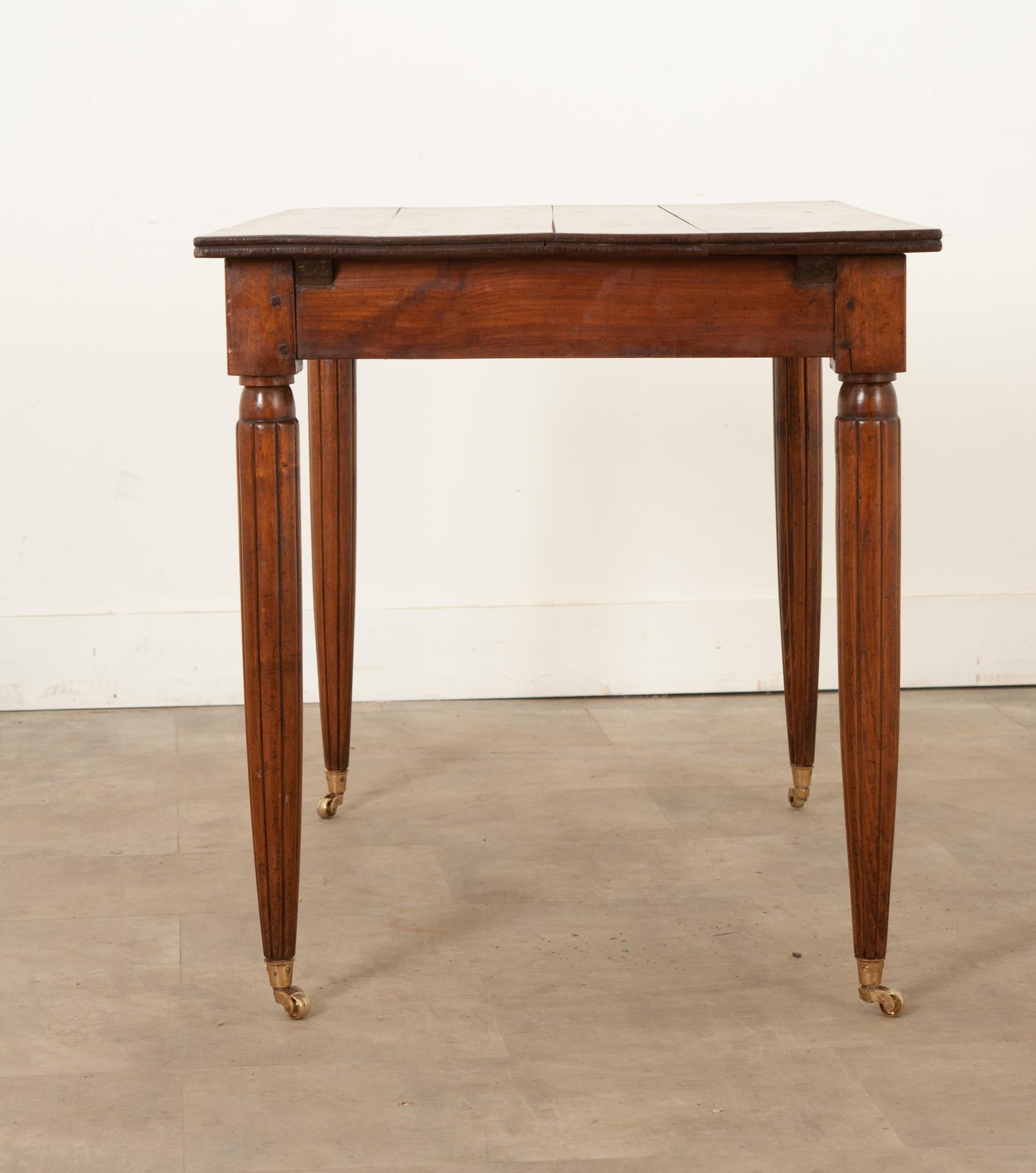 French Early 20th Century Walnut Bistro Table 4