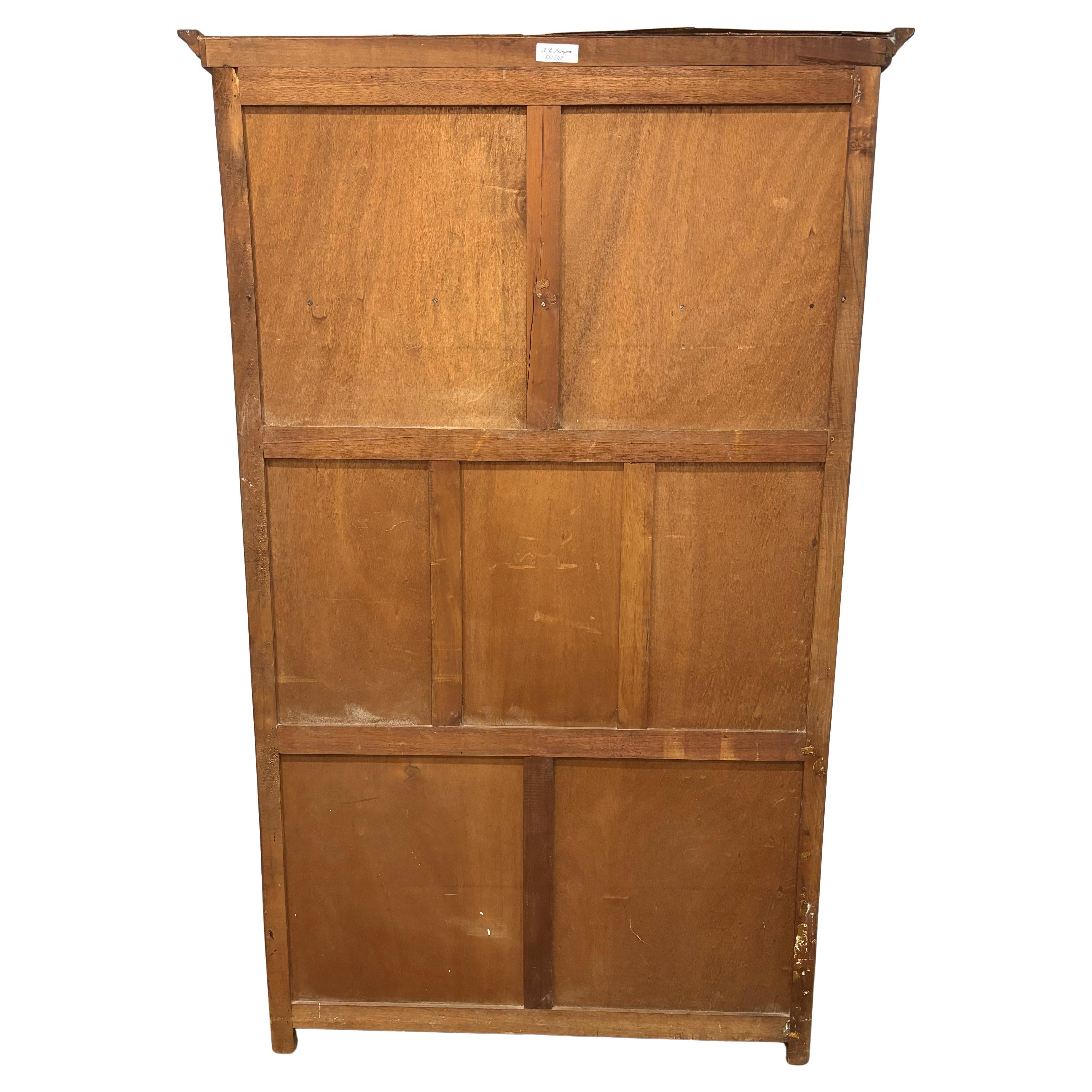 French Early 20th Century Wardrobe For Sale 8
