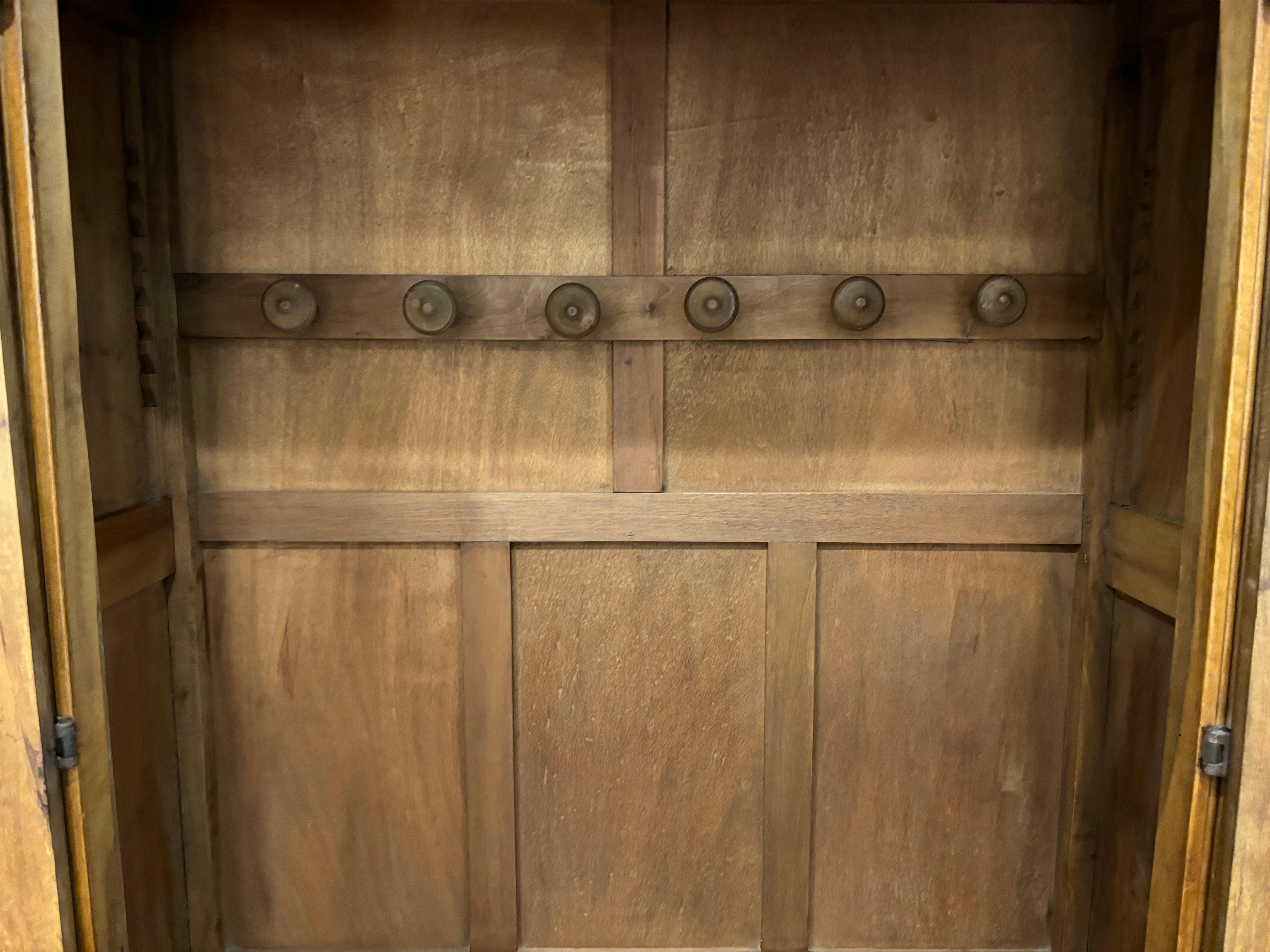 French Early 20th Century Wardrobe For Sale 5