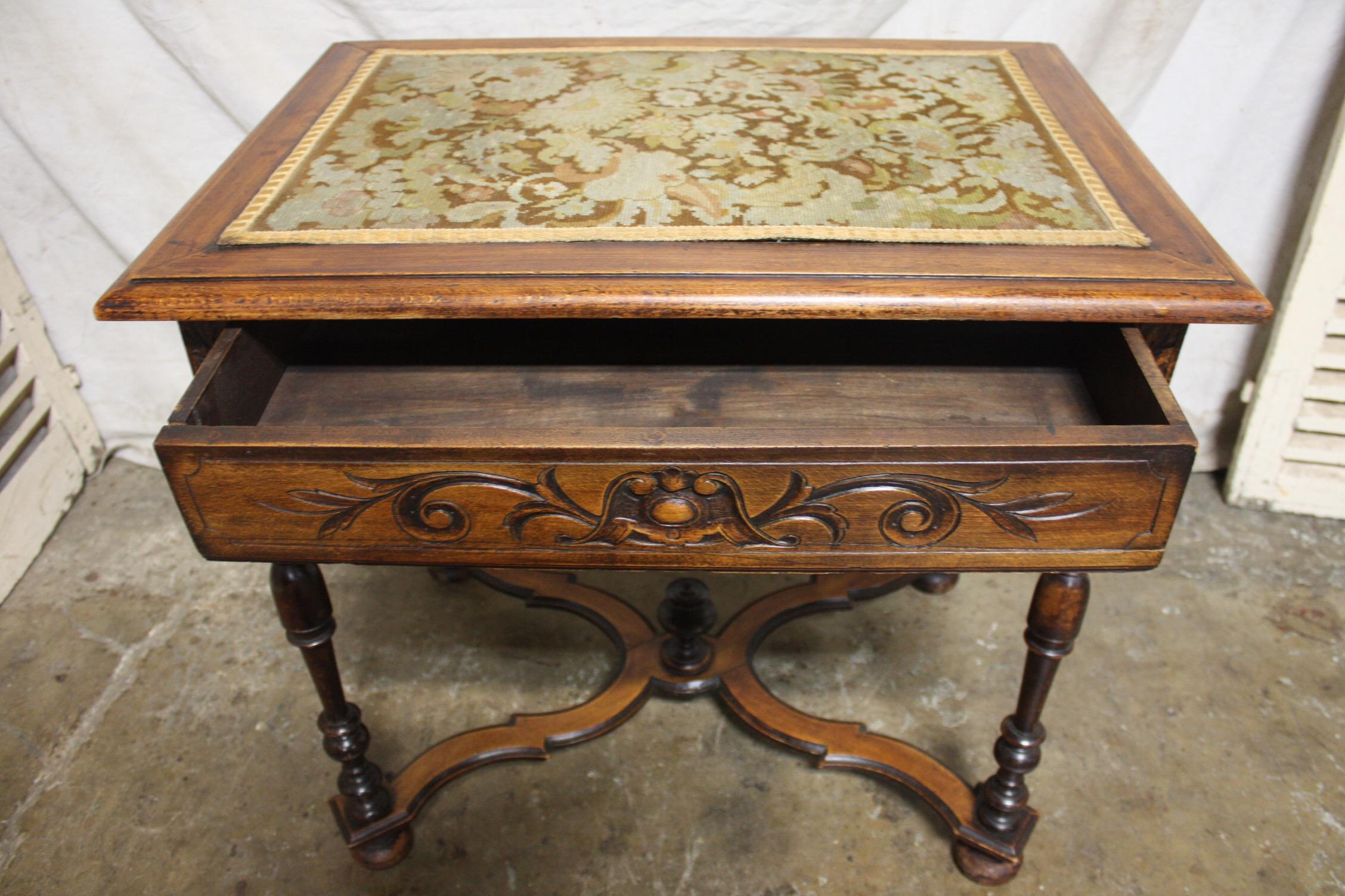 French Early 20th Century Writing Table In Good Condition In Stockbridge, GA