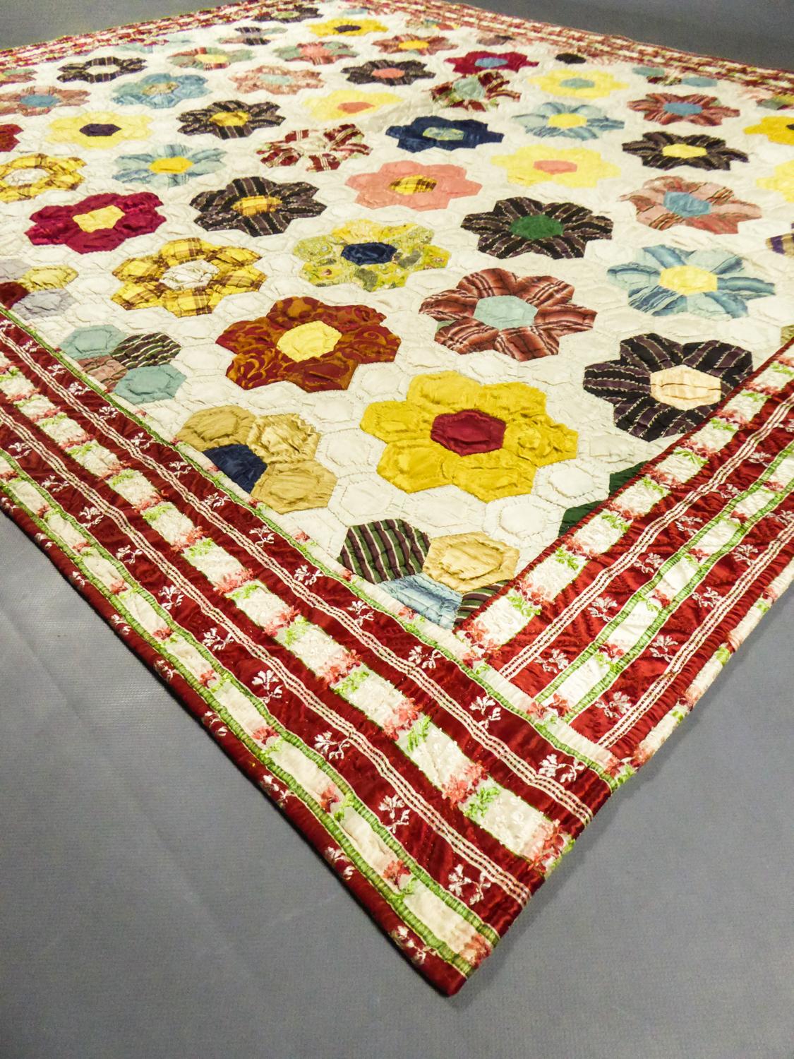 French Early Quilt in Patchwork of Silks from the 18th Century 3