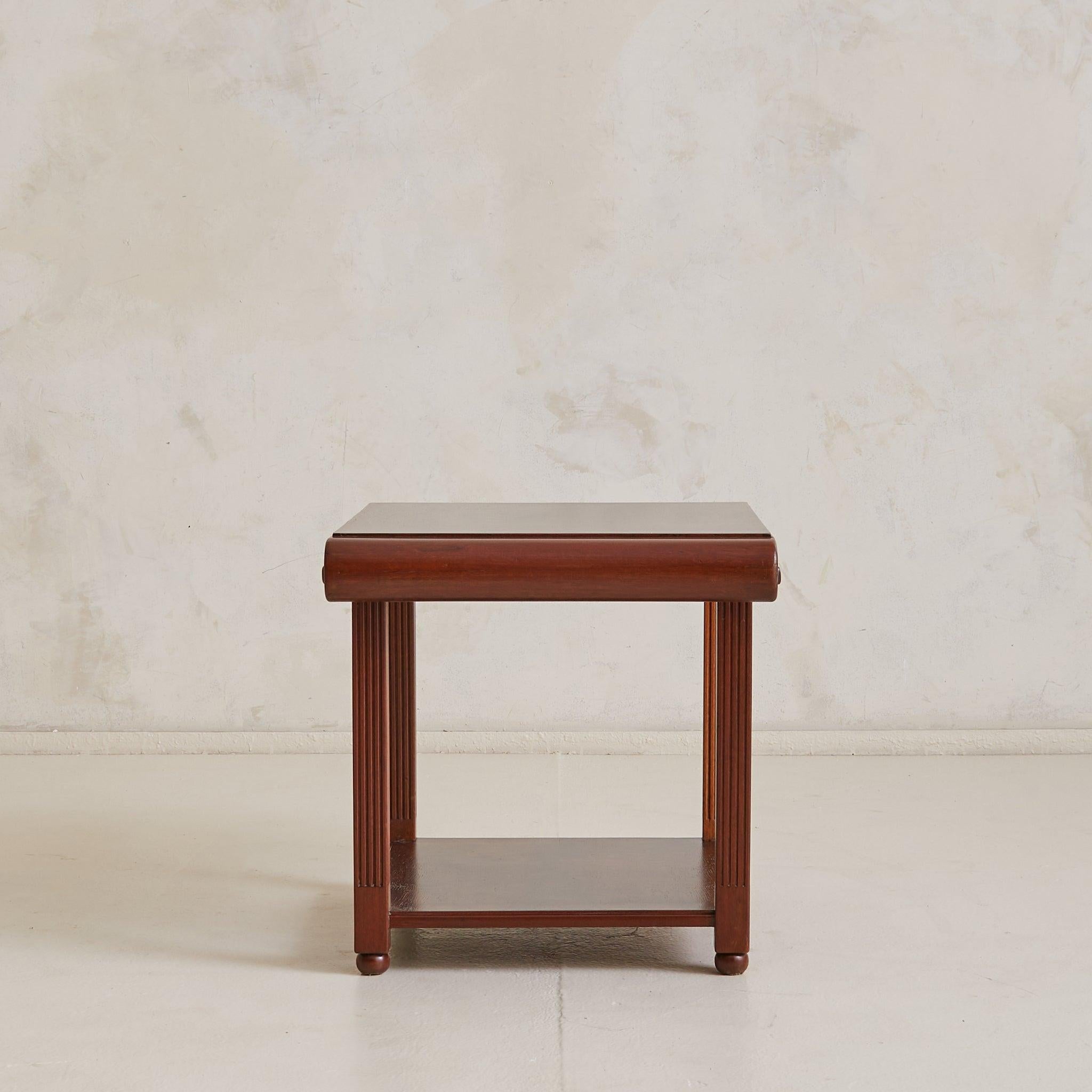 Art Deco French Eastern Rosewood Side Table with Fluted Legs, 1940s For Sale