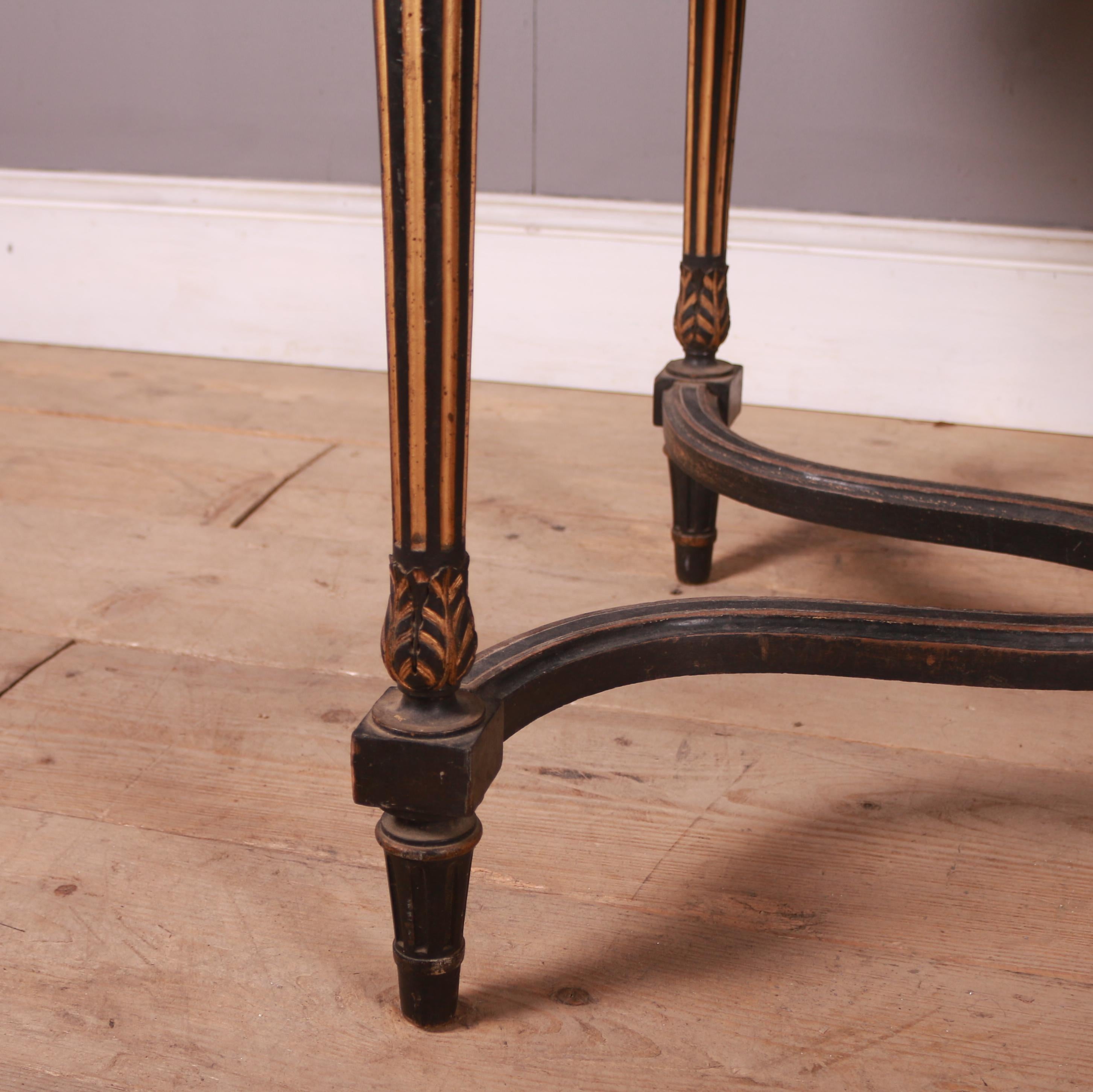 French Ebonised and Gilt Center Table In Good Condition For Sale In Leamington Spa, Warwickshire