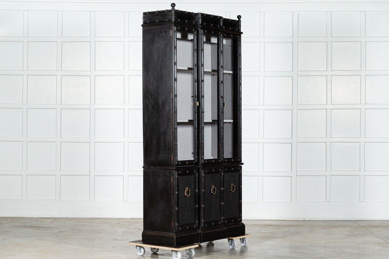 French Ebonised Faux Bamboo Beech Glazed Breakfront Bookcase / Vitrine In Good Condition For Sale In Staffordshire, GB