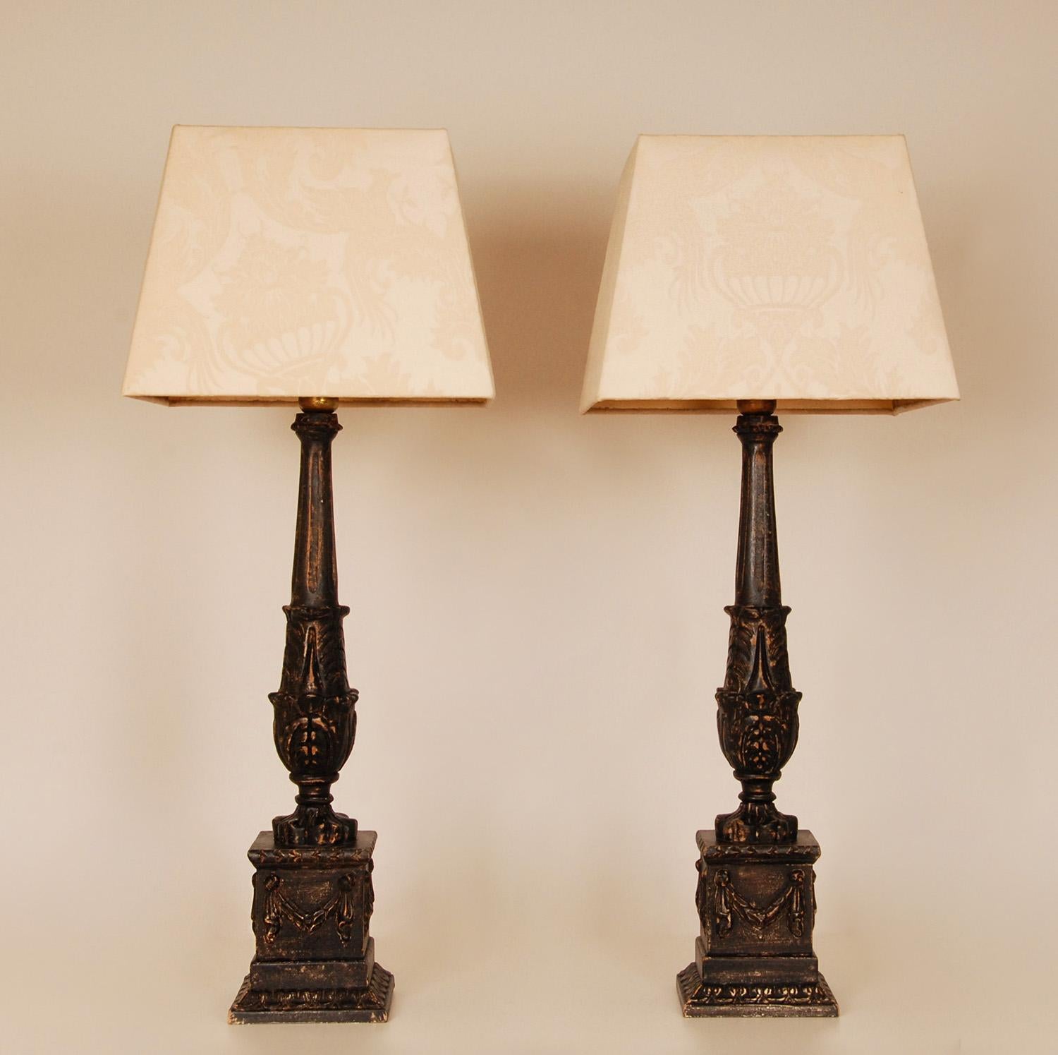 French Ebonised Lamps Neoclassical Carved Column Baroque Table lamps a pair  For Sale 5