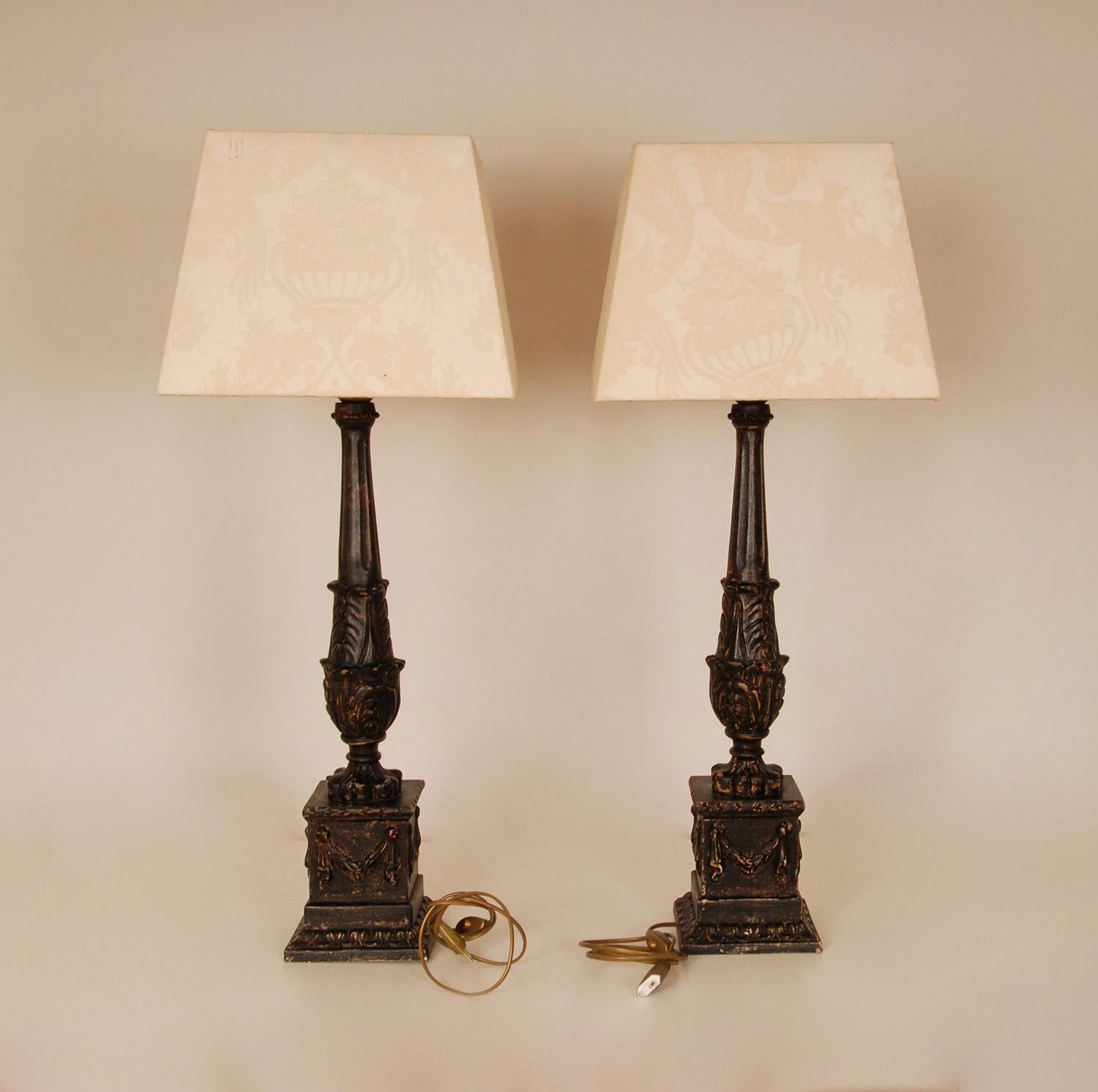 French Ebonised Lamps Neoclassical Carved Column Baroque Table lamps a pair  For Sale 3