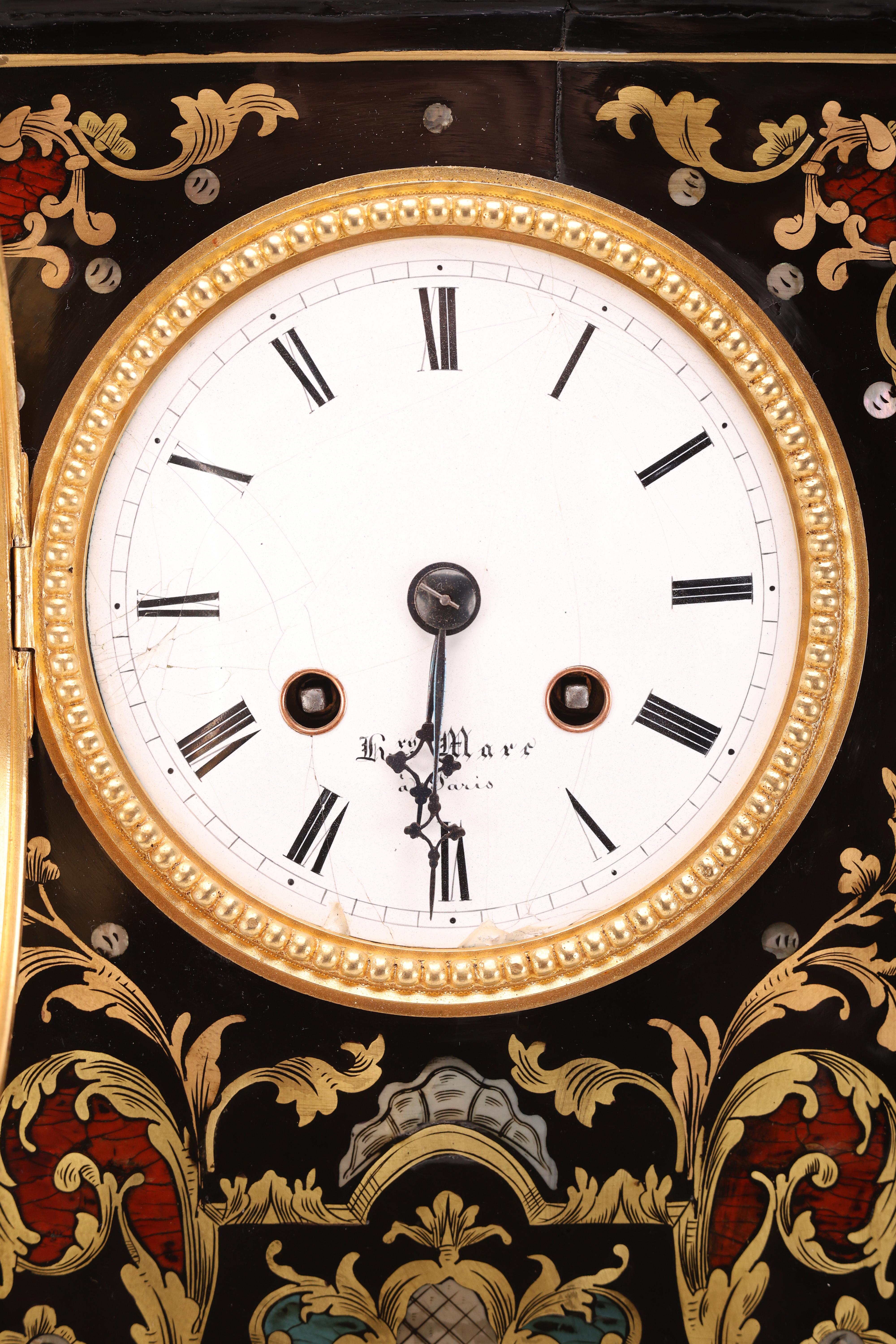 French Ebonised Mantel Clock by Marc, Paris (Circa 1850) In Good Condition In Stahnsdorf, DE