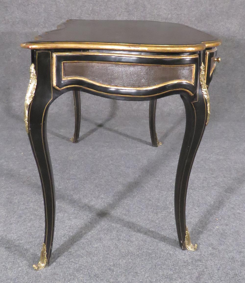 French Ebonized Gilded Louis XV Leather Top Writing Desk Table, circa 1960 1