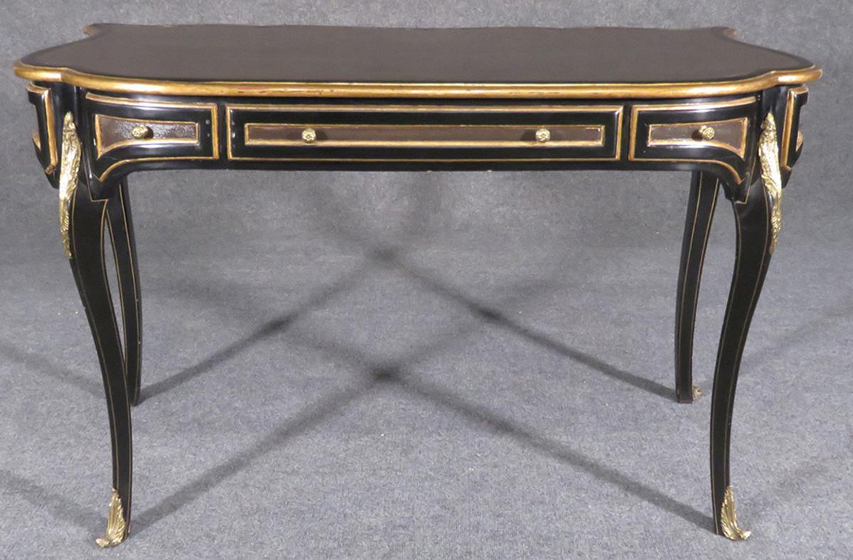 French Ebonized Gilded Louis XV Leather Top Writing Desk Table, circa 1960 3