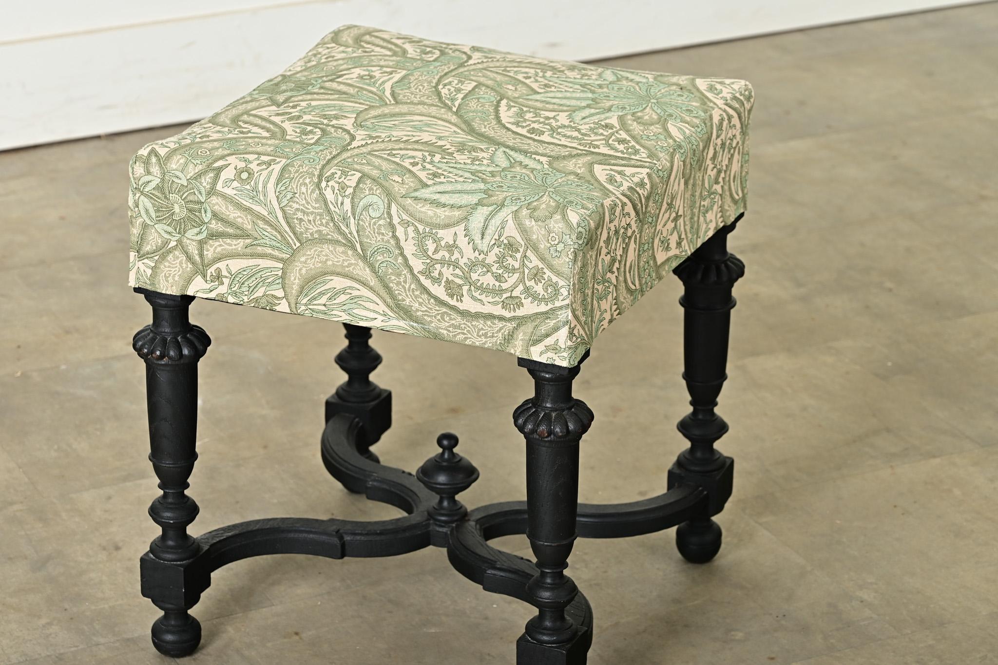 Französischer Hocker, ebonisiert und gepolstert im Angebot 4