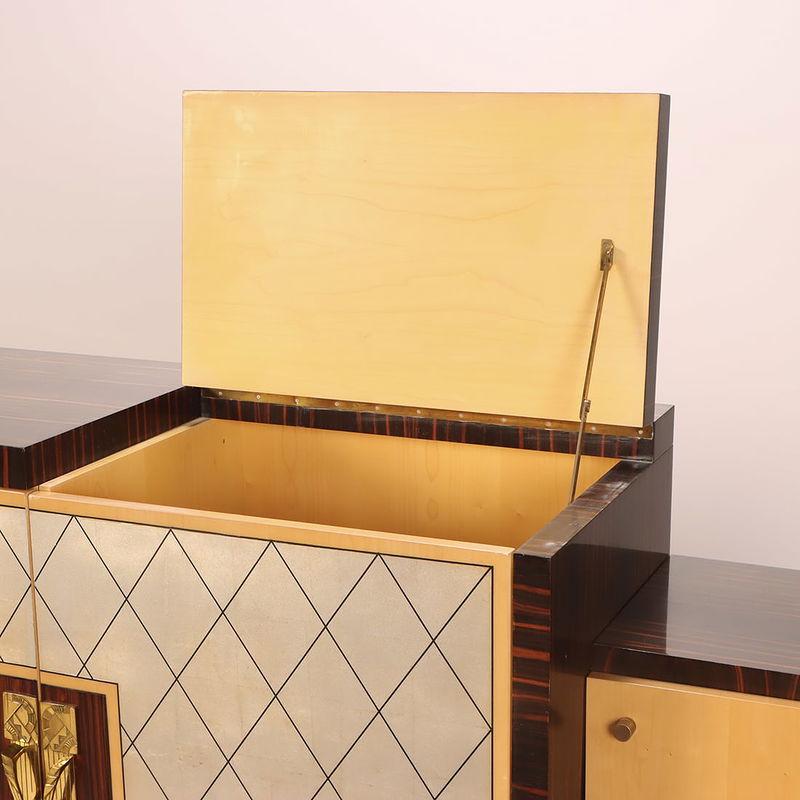 20ième siècle Buffet Art Déco en ébène de Macassar en vente