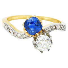 French Edwardian 1.47 Carats Sapphire Diamond PlatinumToi Et Moi Antique Ring