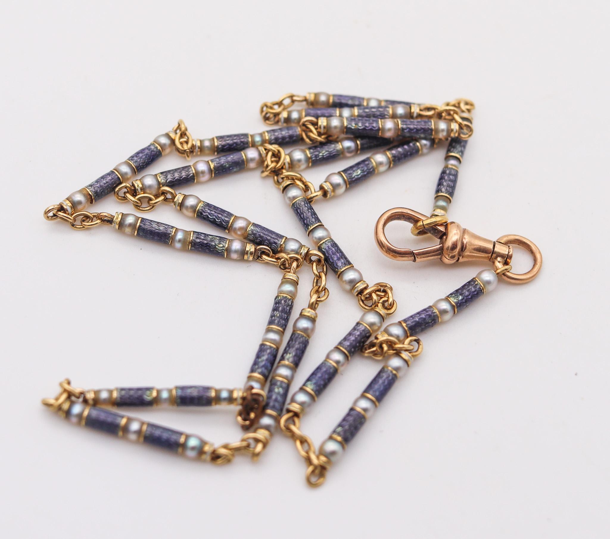 French Edwardian 1905 Chain In 18Kt Gold With Guilloche Blue Enamel and Pearls In Excellent Condition For Sale In Miami, FL