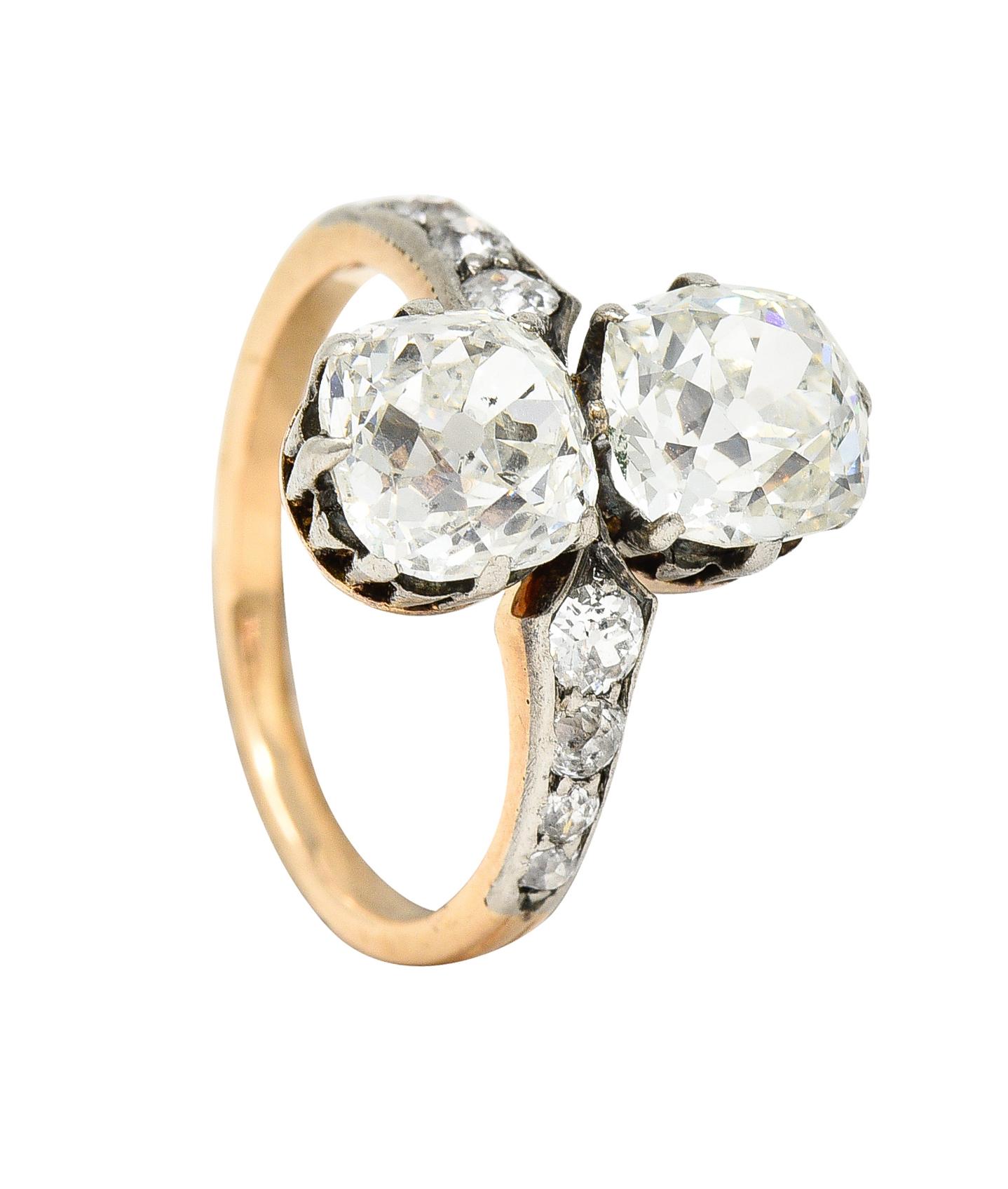 French Edwardian 2.74 CTW Old Mine Cut Diamond Toi-Et-Moi Silver 14 Karat Ring For Sale 6