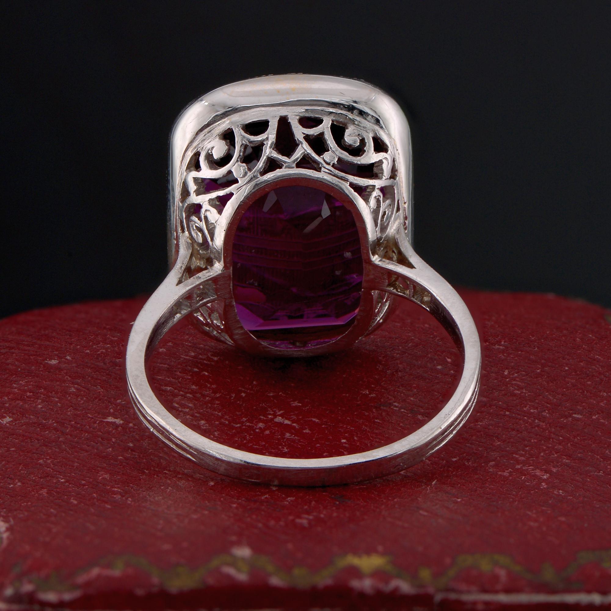French Edwardian Coat of Arms 11.00 Ct. Verneuil Sapphire Diamond Seal Ring For Sale 2
