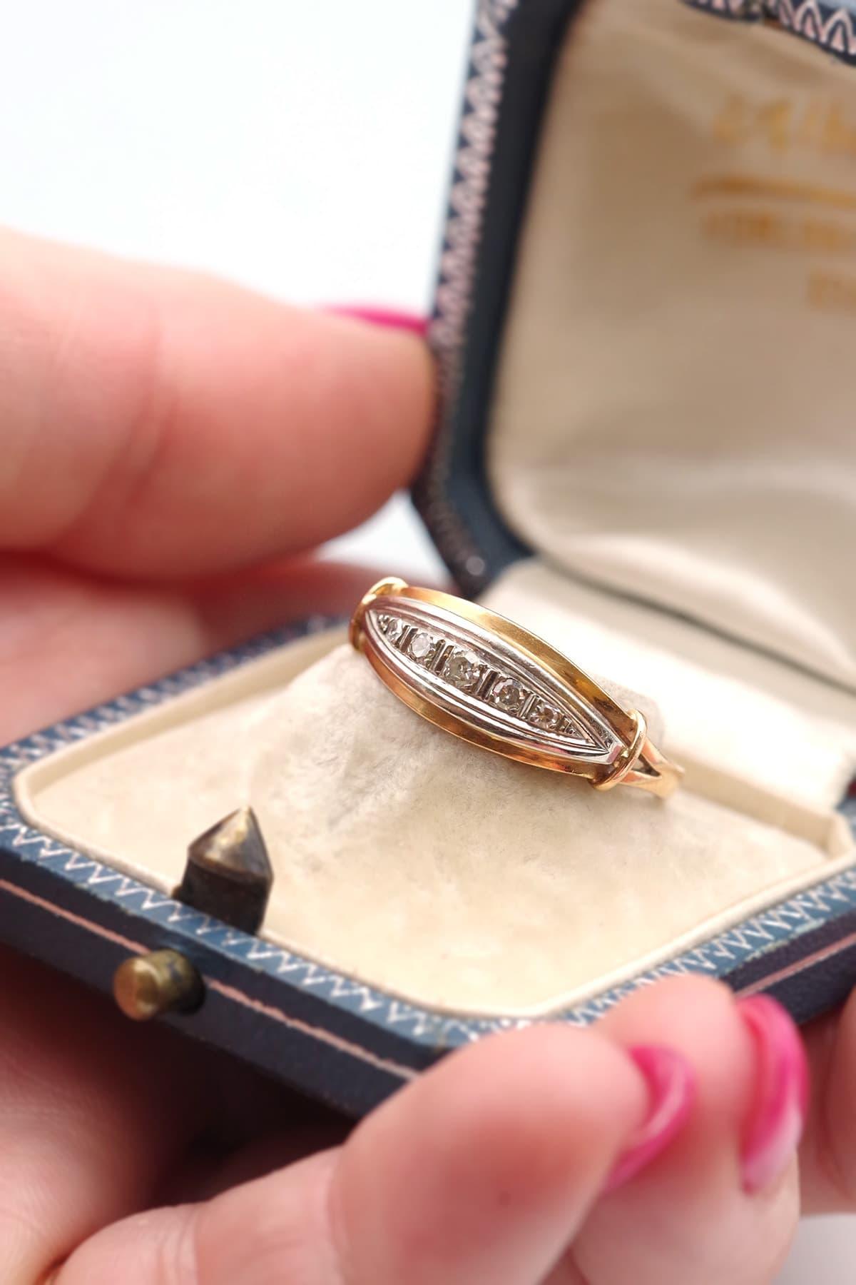 Bague Edouardienne française en or 18k et platine, 0.18 ct diamant, Mariage Bon état - En vente à PARIS, FR