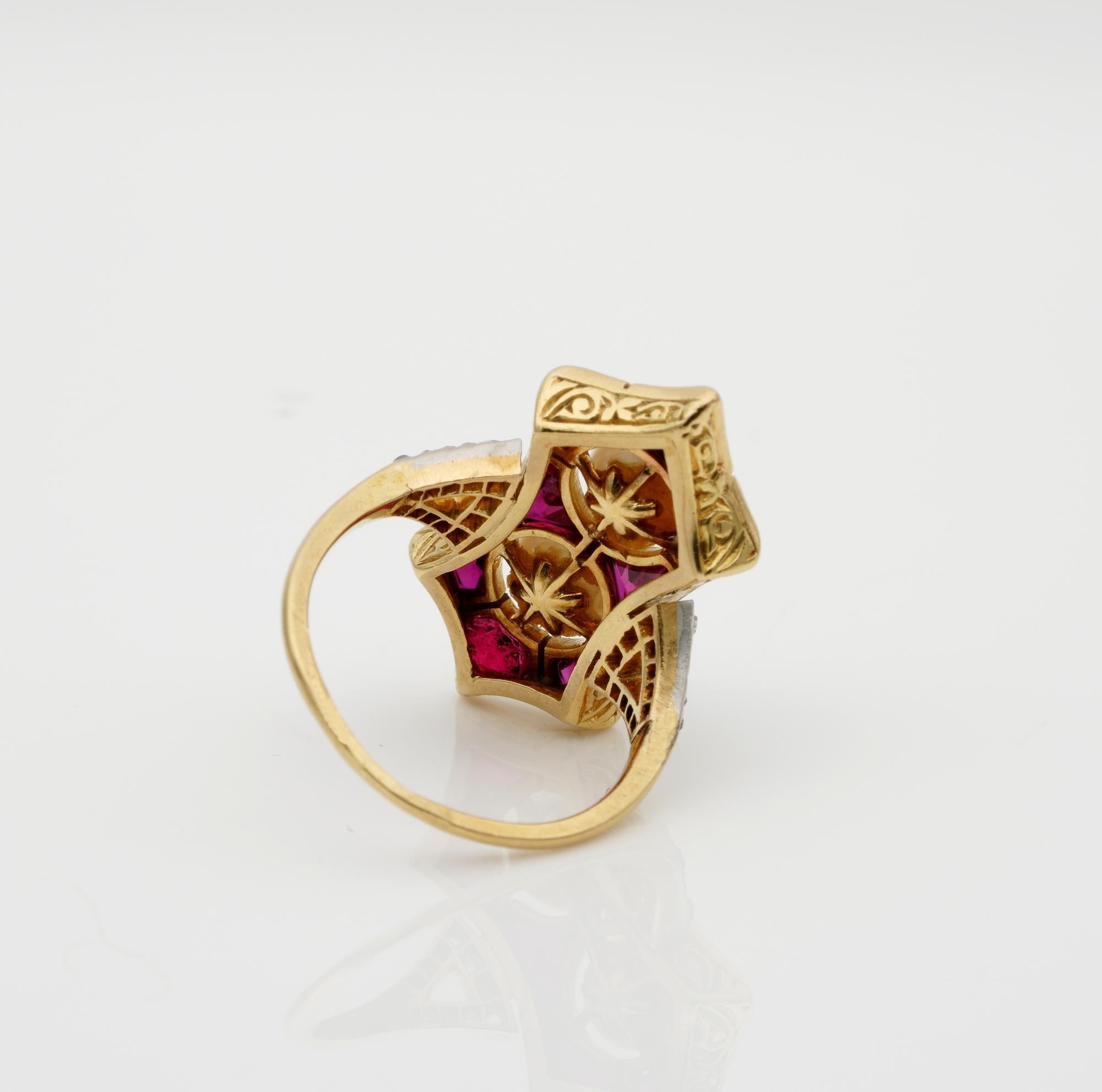 Women's French Edwardian Rare 1.80 Carat Natural Siam Ruby Duo Natural Pearl Rare Ring For Sale