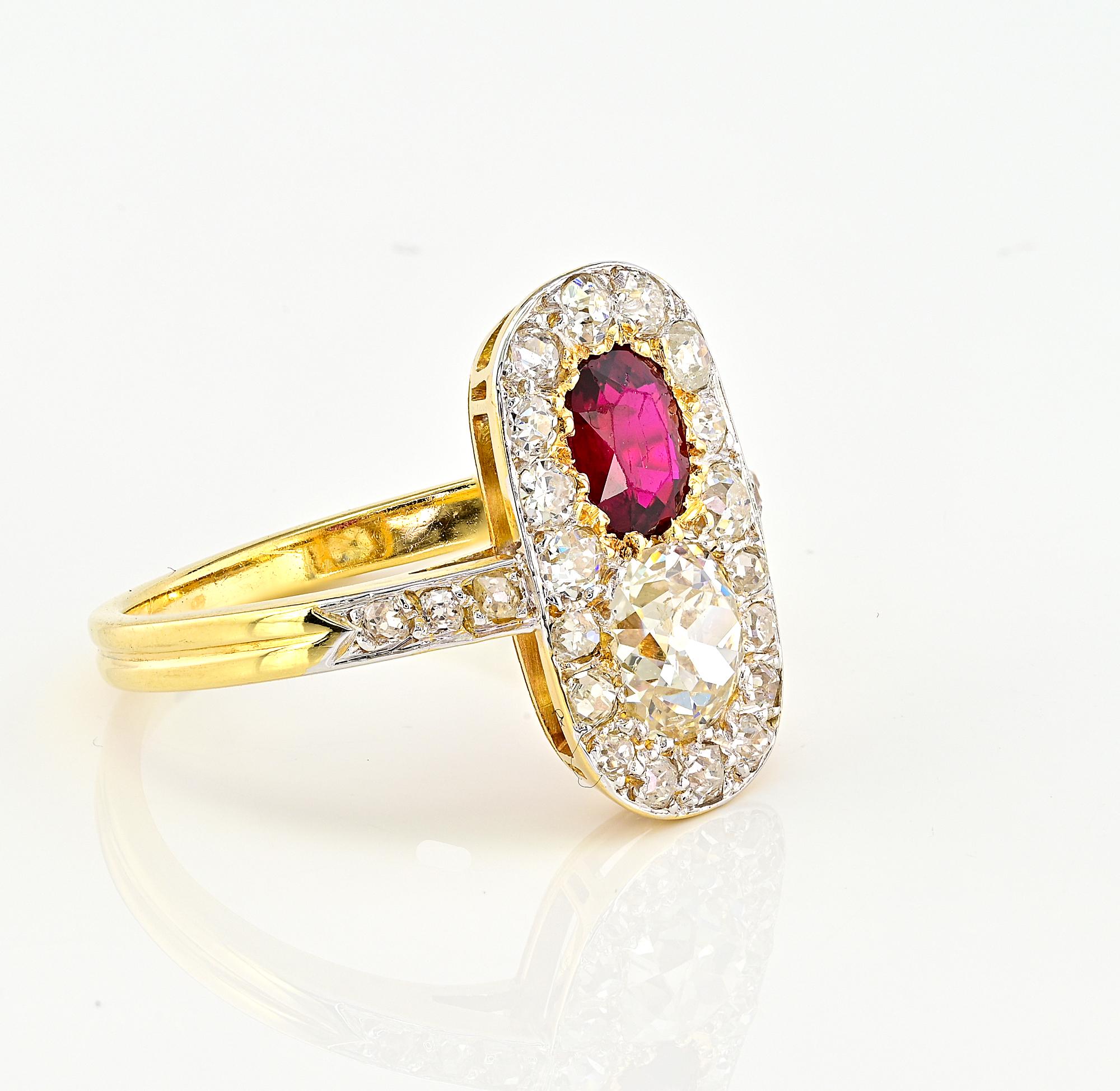 French Edwardian Untreated Ruby Diamond 18 KT/Platinum Ring In Good Condition For Sale In Napoli, IT