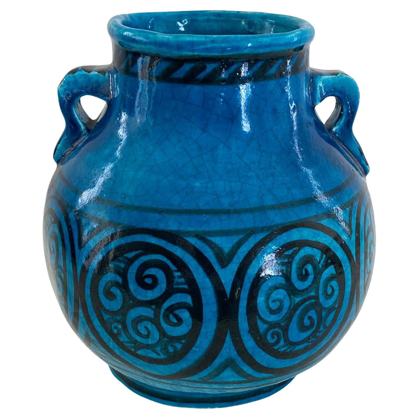Vaso decorato con smalto blu egiziano francese di Raoul Lachenal, 1930 ca.