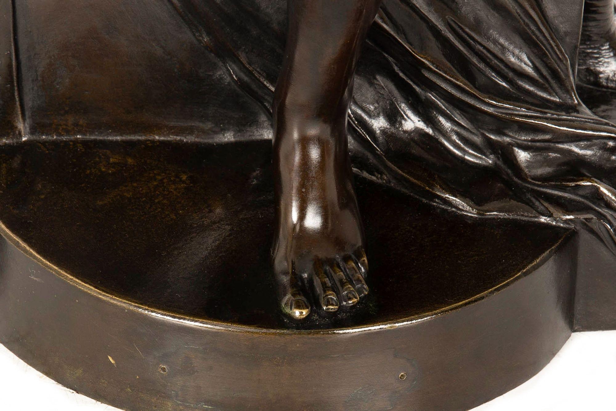 Escultura egipcia francesa de bronce 