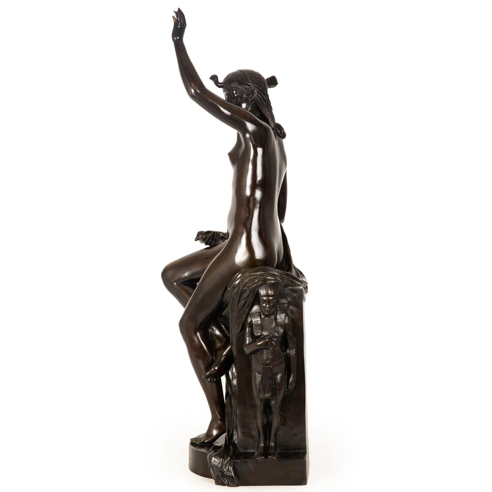 Escultura egipcia francesa de bronce 