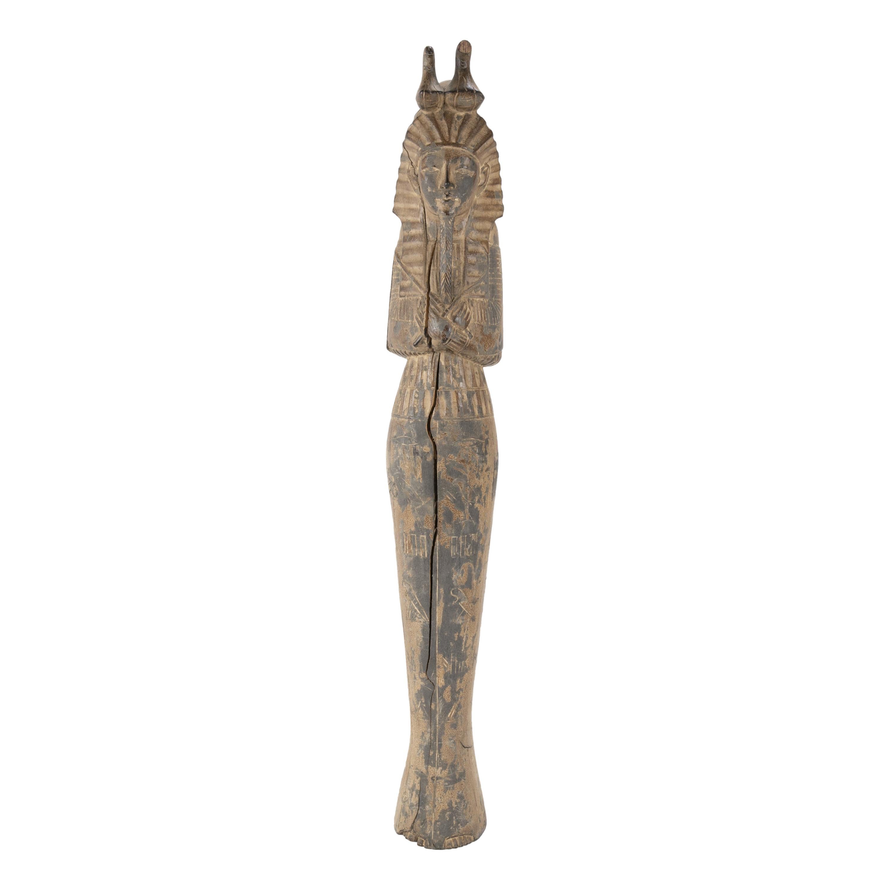 Französisch Ägyptische Wiedergeburt geschnitzte Holzfigur von König Tutankamun