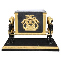Jardinera Figural de Metal Dorado Ebonizado Renacimiento Egipcio Francés Circa 1950s