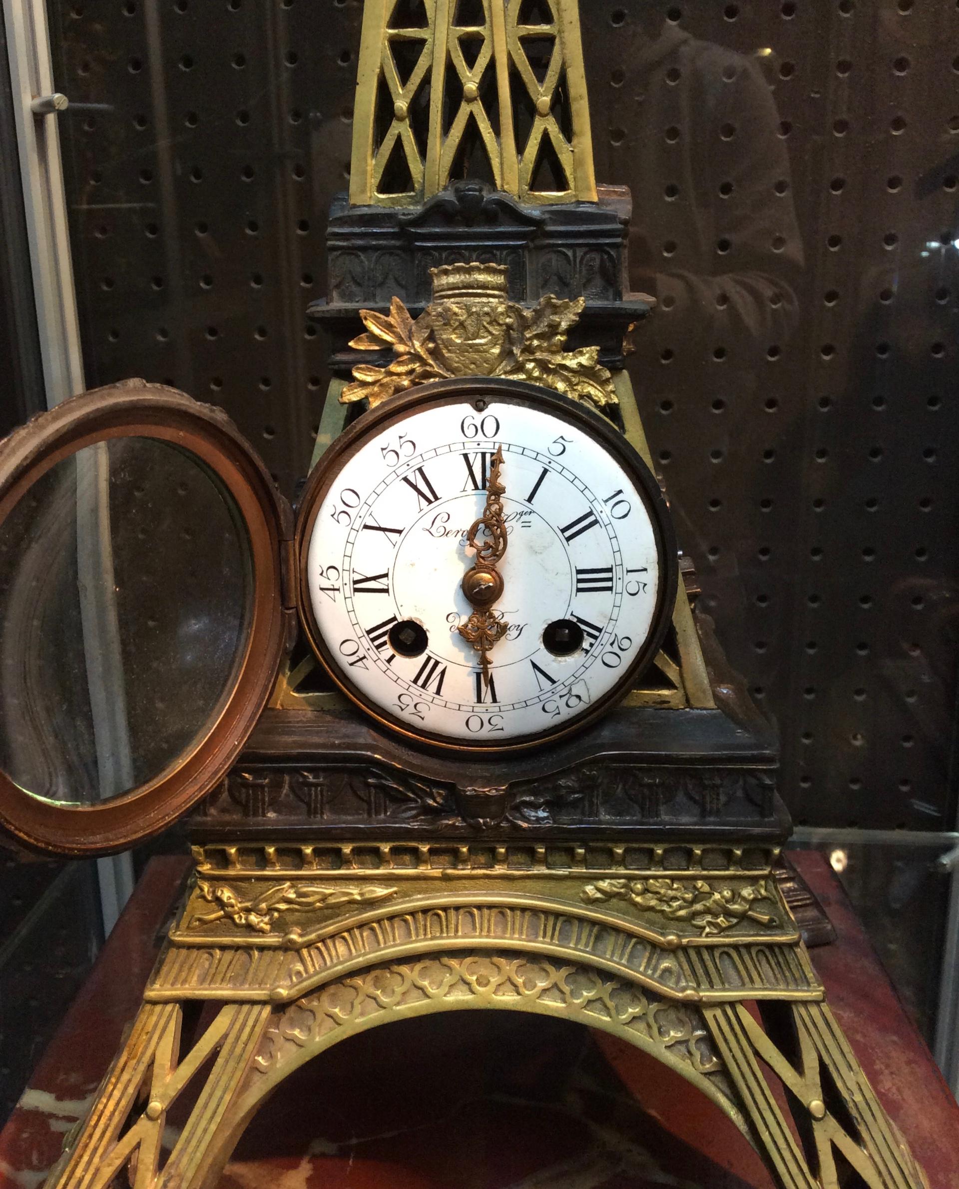 Late 19th Century 19th Century French Bronze Eiffel Tower Clock For Sale