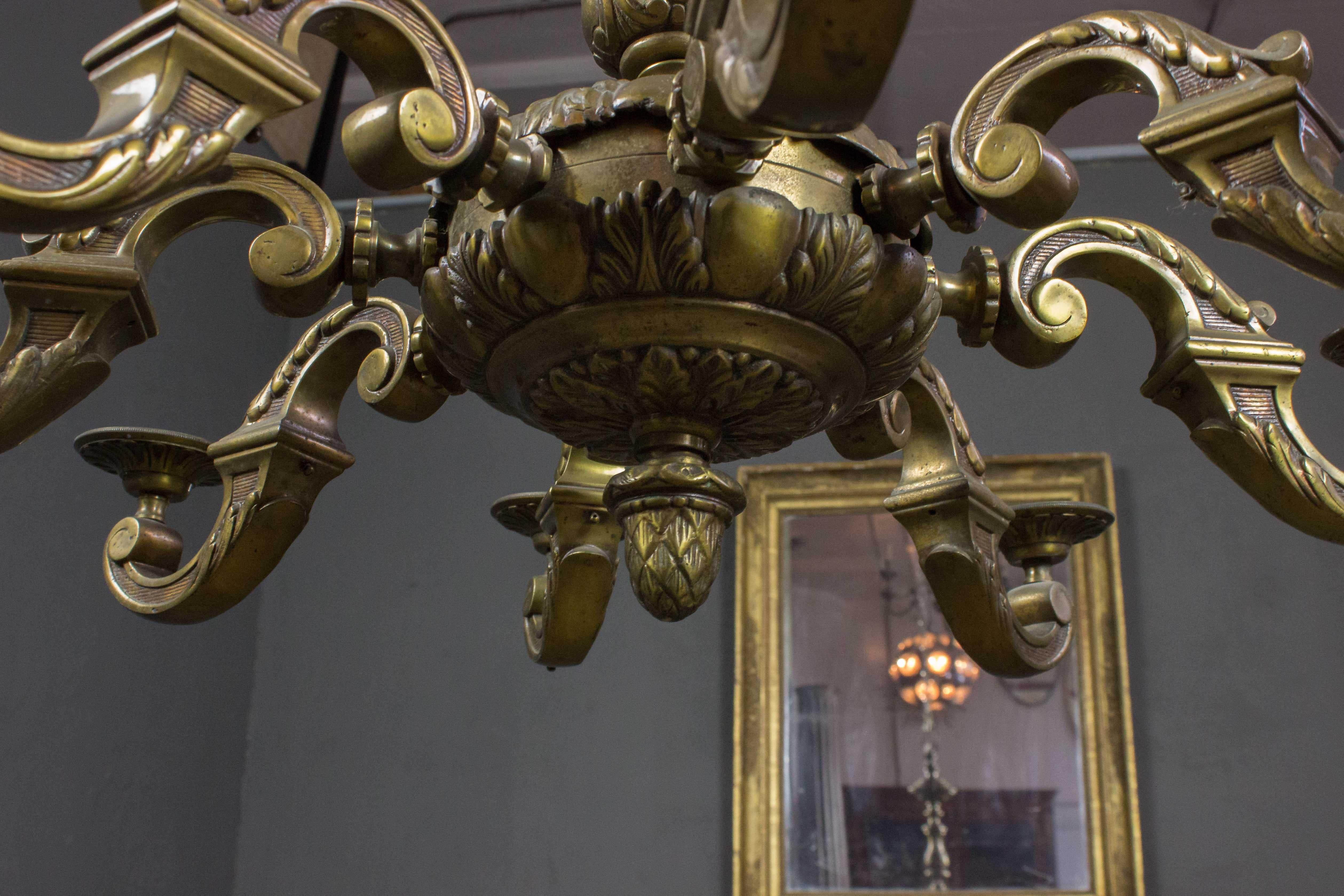 French Eight-Arm Bronze Chandelier In Excellent Condition In Buchanan, NY