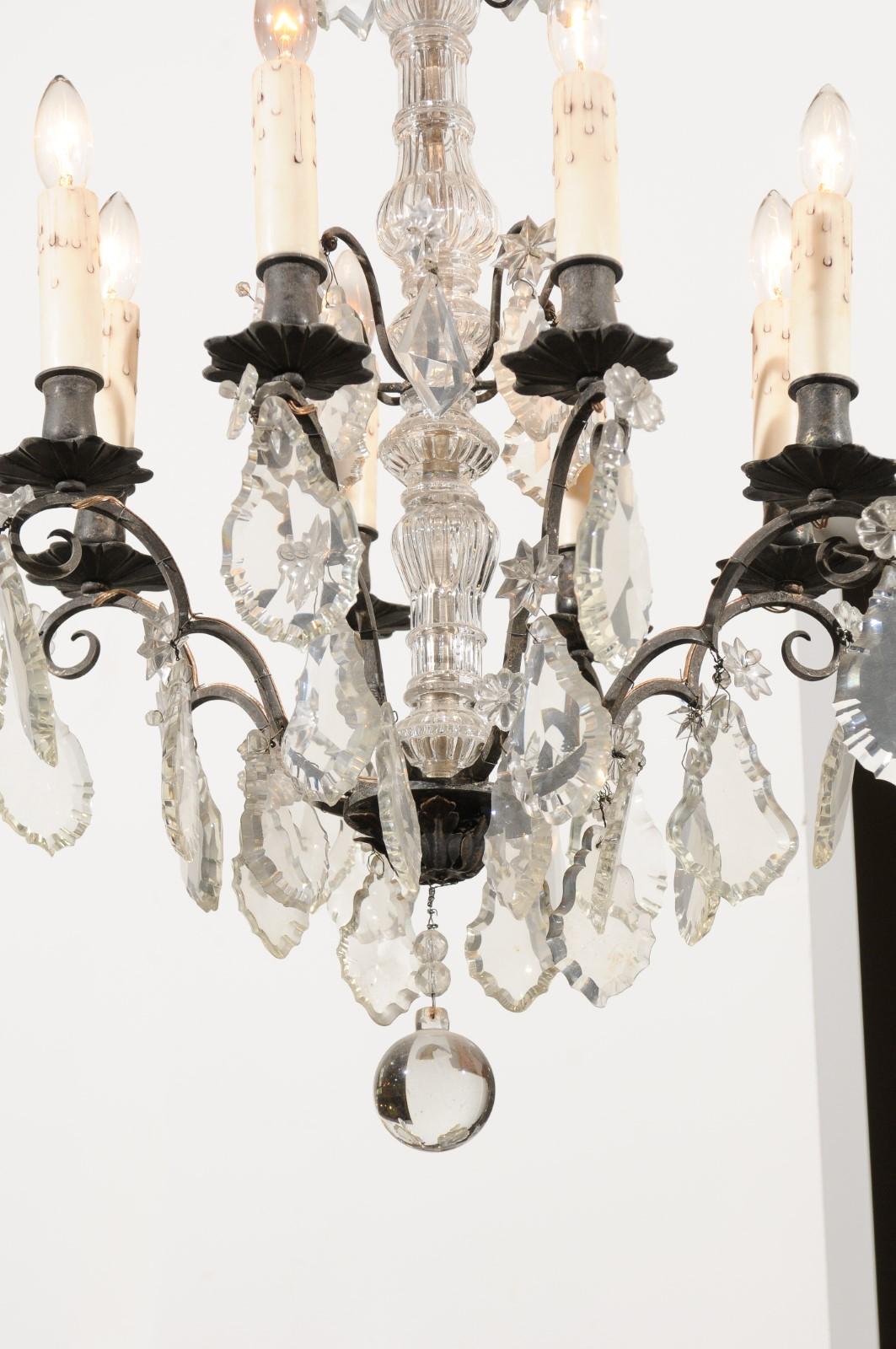 French Eight Arms Crystal Chandelier with Metal Armature from the 19th Century For Sale 7