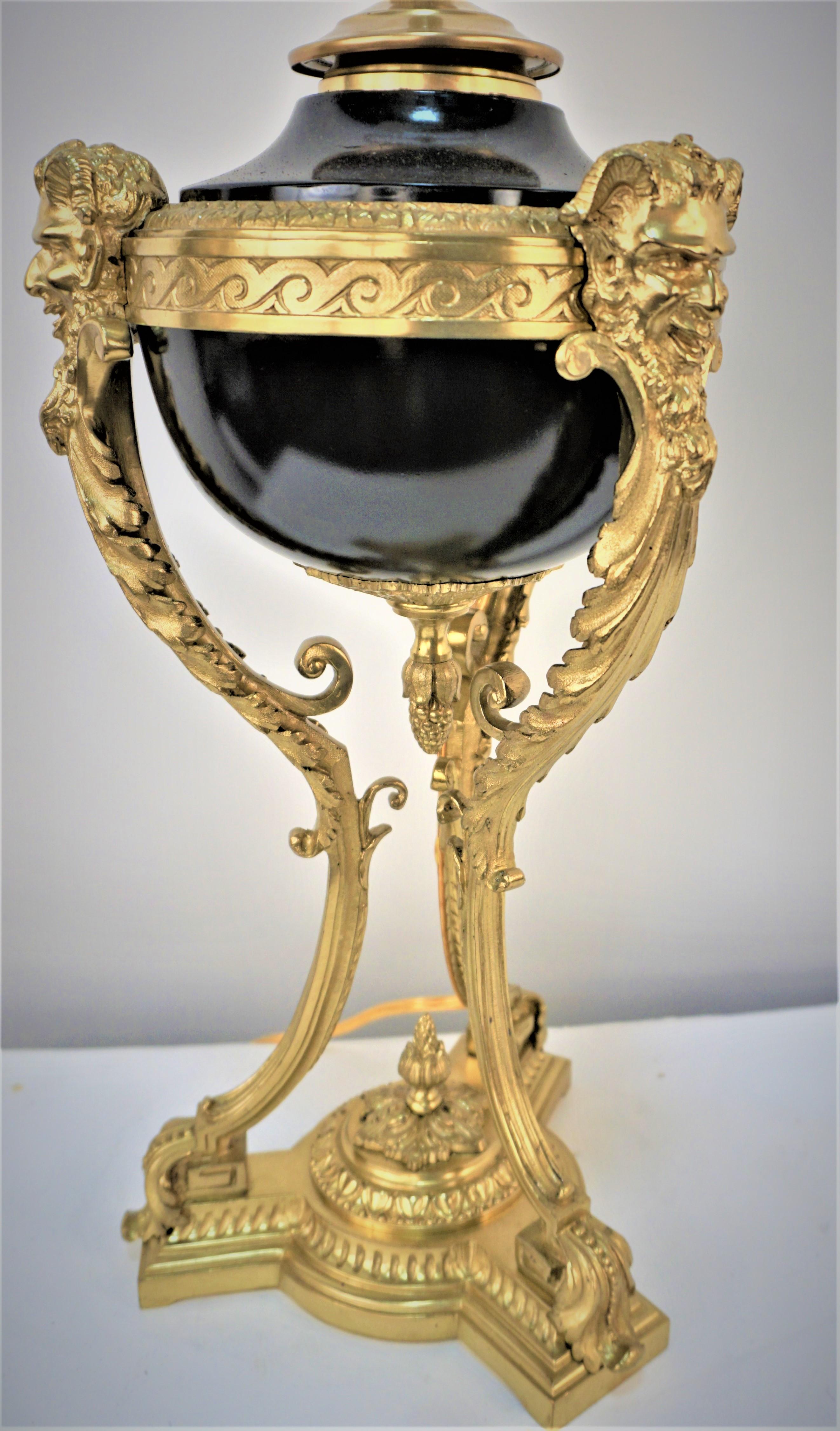 French Electrified Bronze Empire Oil Lamp In Good Condition For Sale In Fairfax, VA