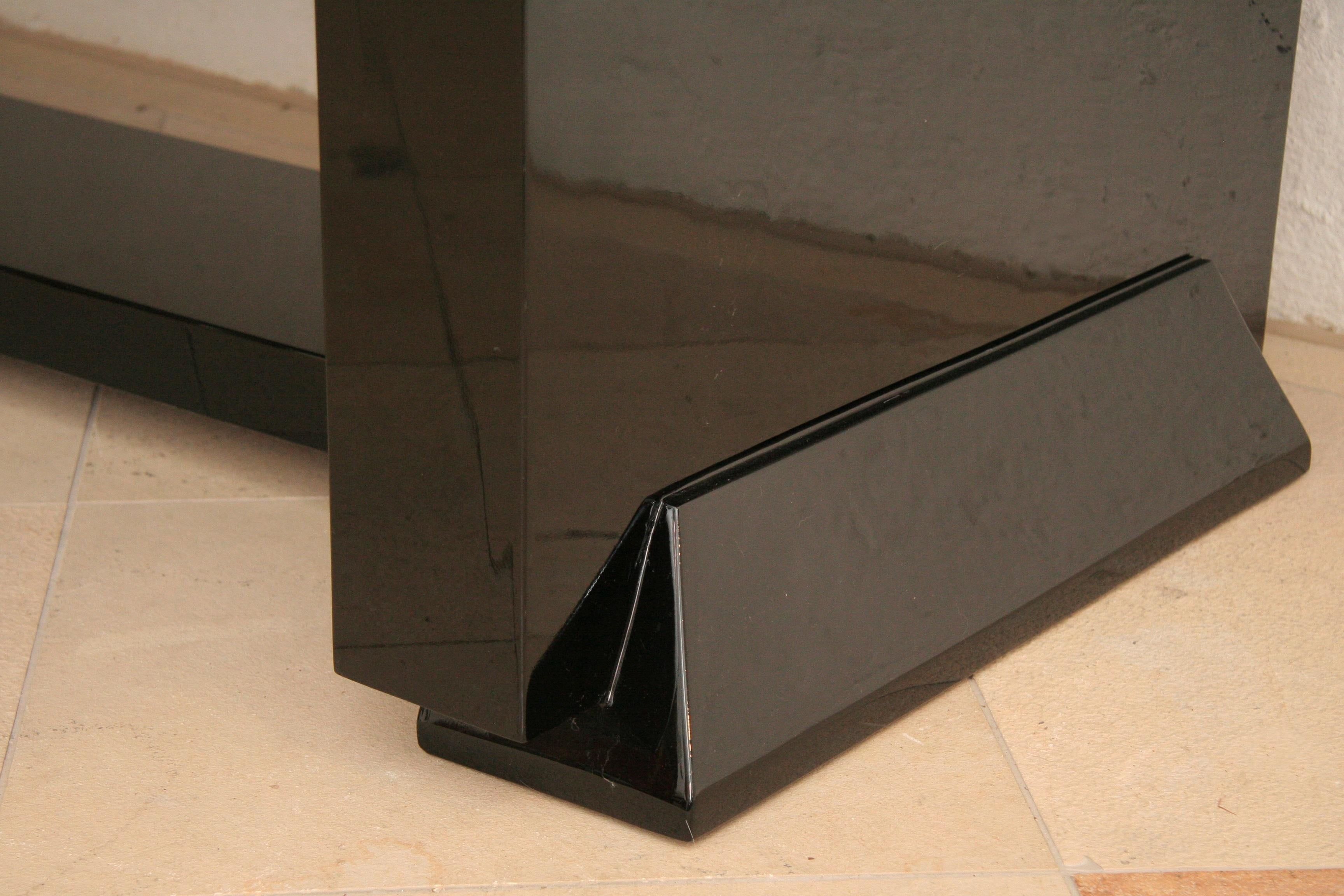 Mid-20th Century French Cubistic Shaped Art Deco Dining Table / Desk - Black Lacquer 1930s