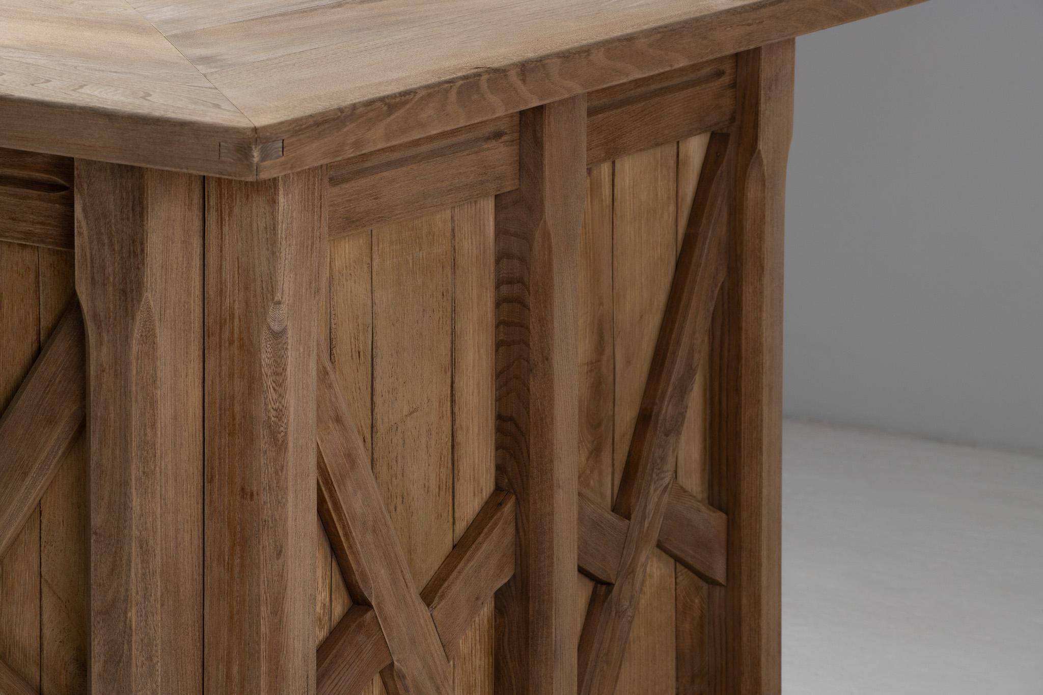 French Elm Bar with Brutalist Detailing For Sale 5