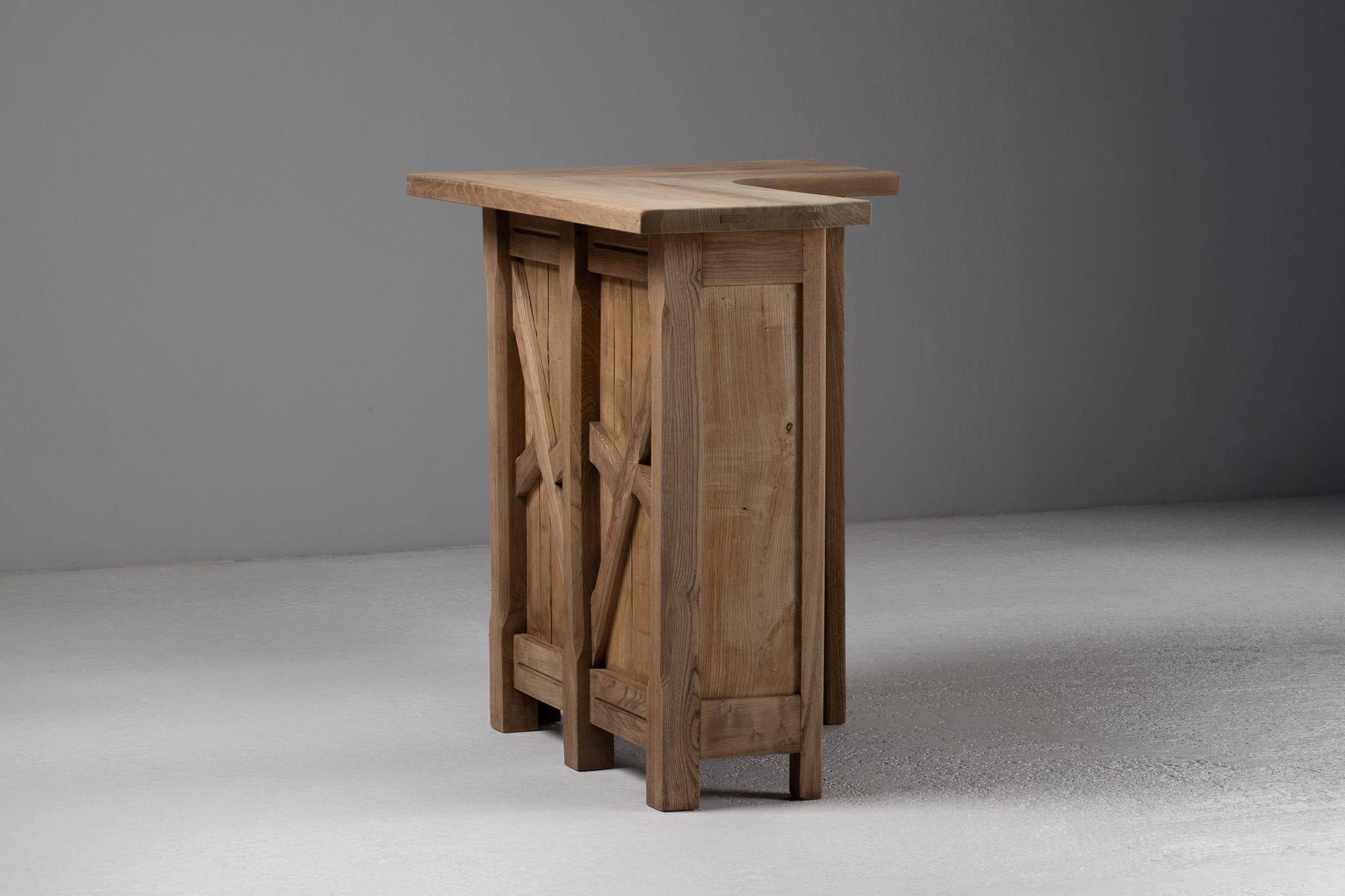 French Elm Bar with Brutalist Detailing For Sale 1