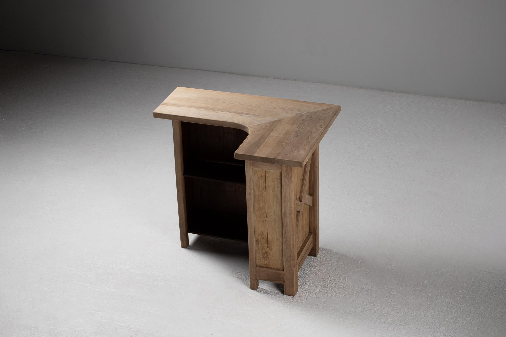 French Elm Bar with Brutalist Detailing For Sale 2