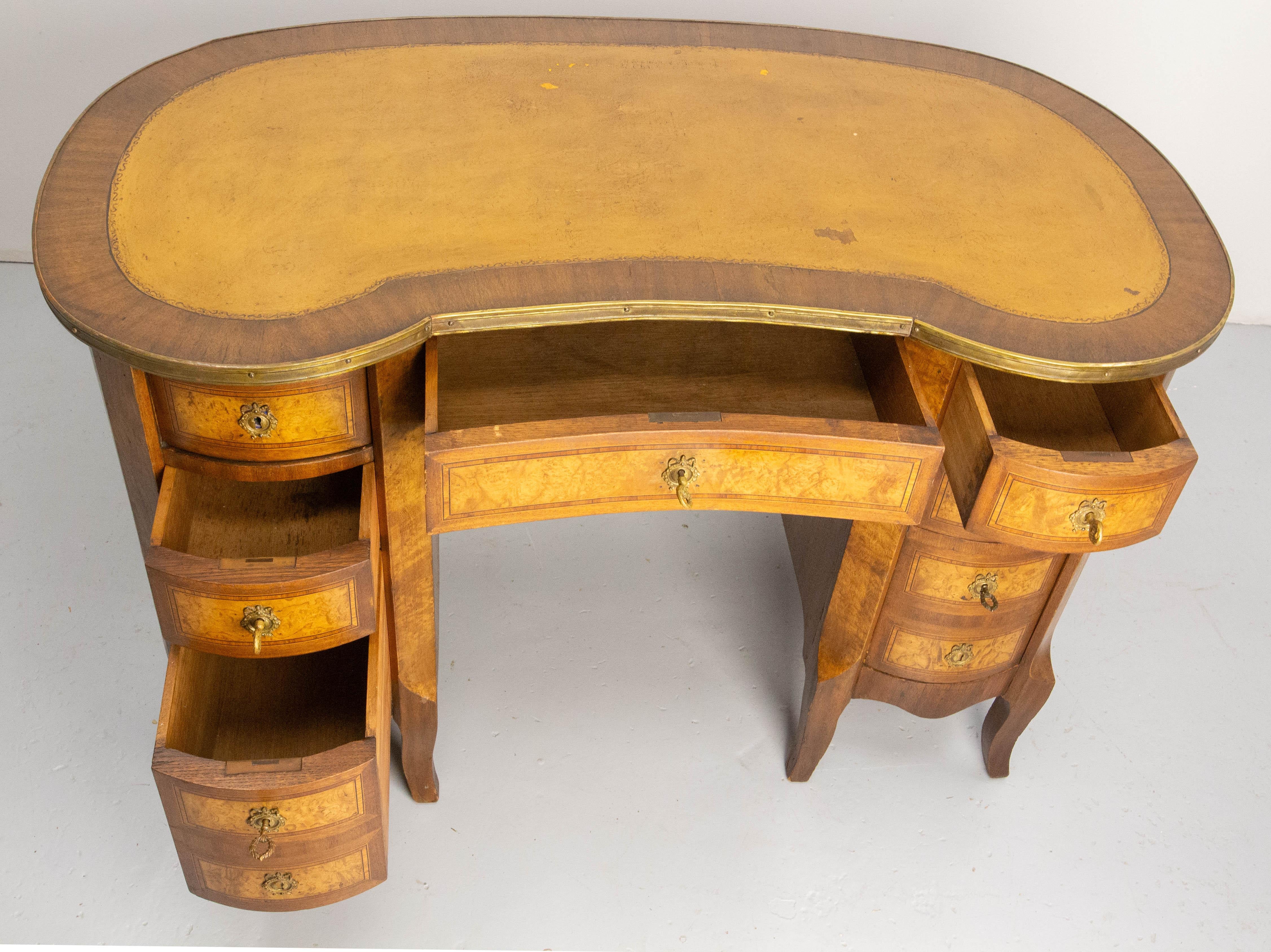 French Elm Burl Brass & Coated Fabric Desk Kidney Shape Louis XV Style c. 1960 For Sale 4