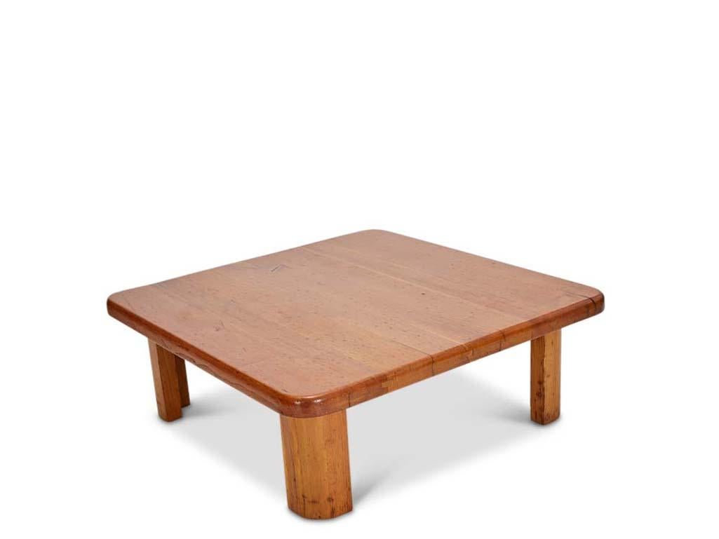 French Elm Coffee Table in the Style of Pierre Chapo In Good Condition In Los Angeles, CA