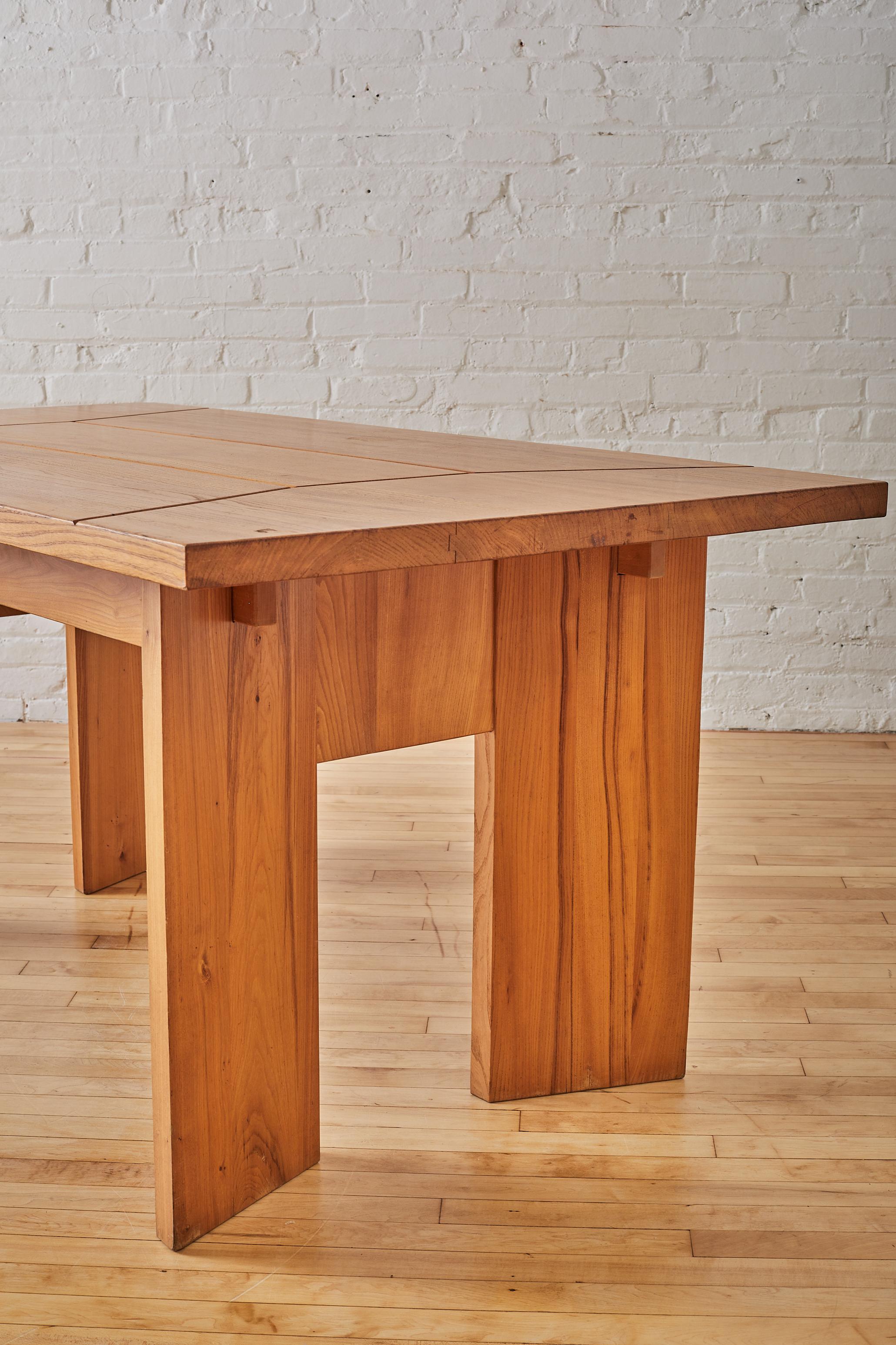 French Elm Dining Table attr. to Maison Regain In Good Condition For Sale In Long Island City, NY