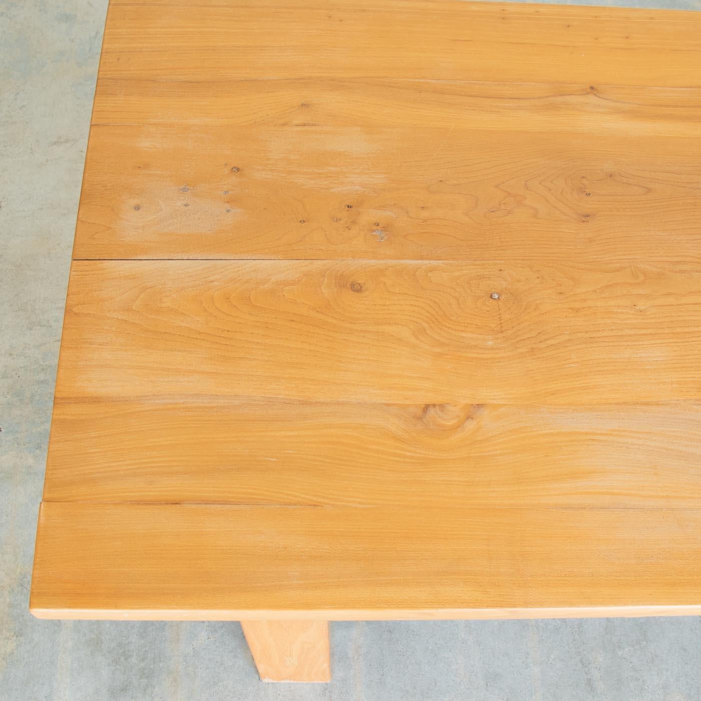 Table de salle à manger en orme français par Maison Regain en vente 3