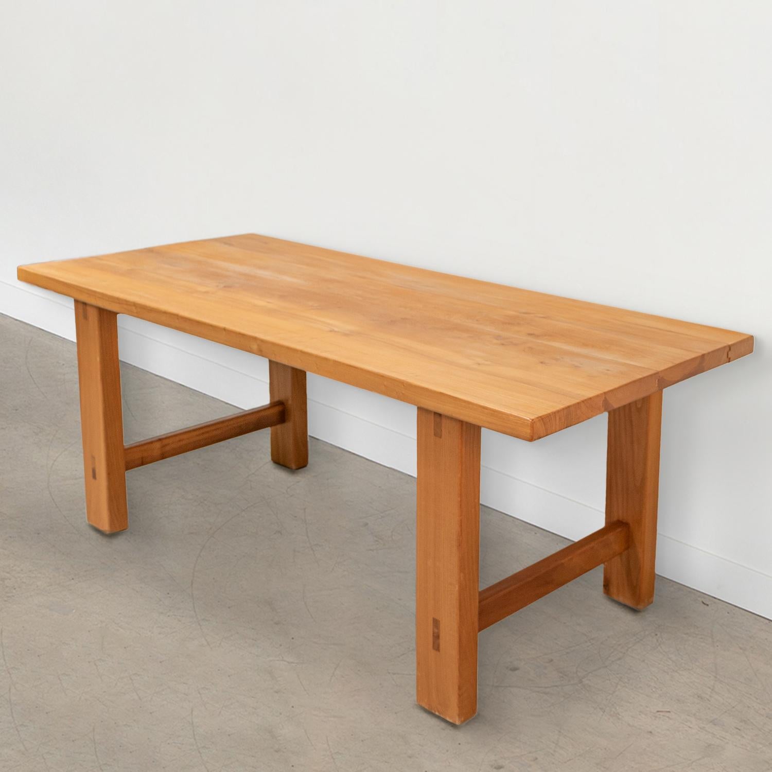 20th Century French Elm Dining Table by Maison Regain For Sale
