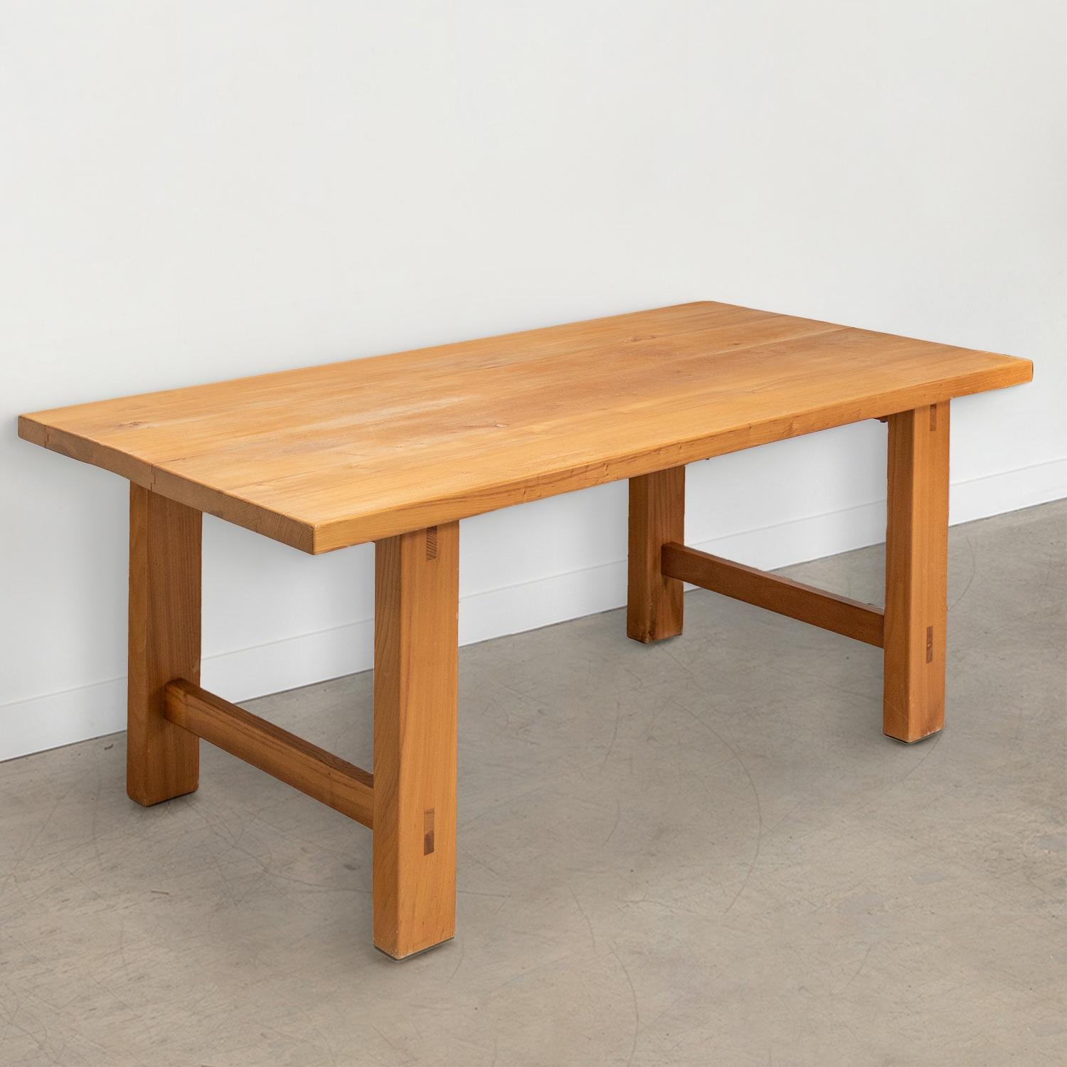 French Elm Dining Table by Maison Regain For Sale 1