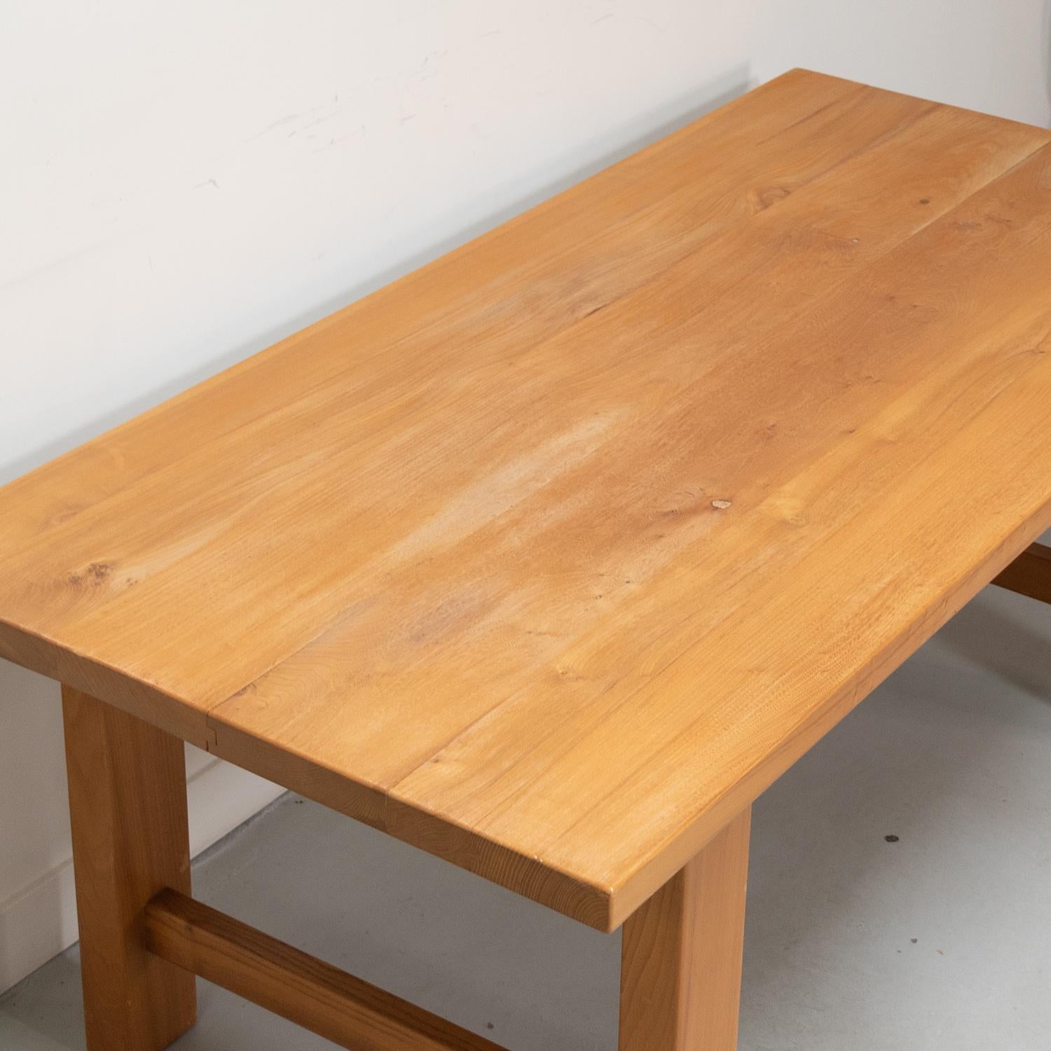 French Elm Dining Table by Maison Regain For Sale 2