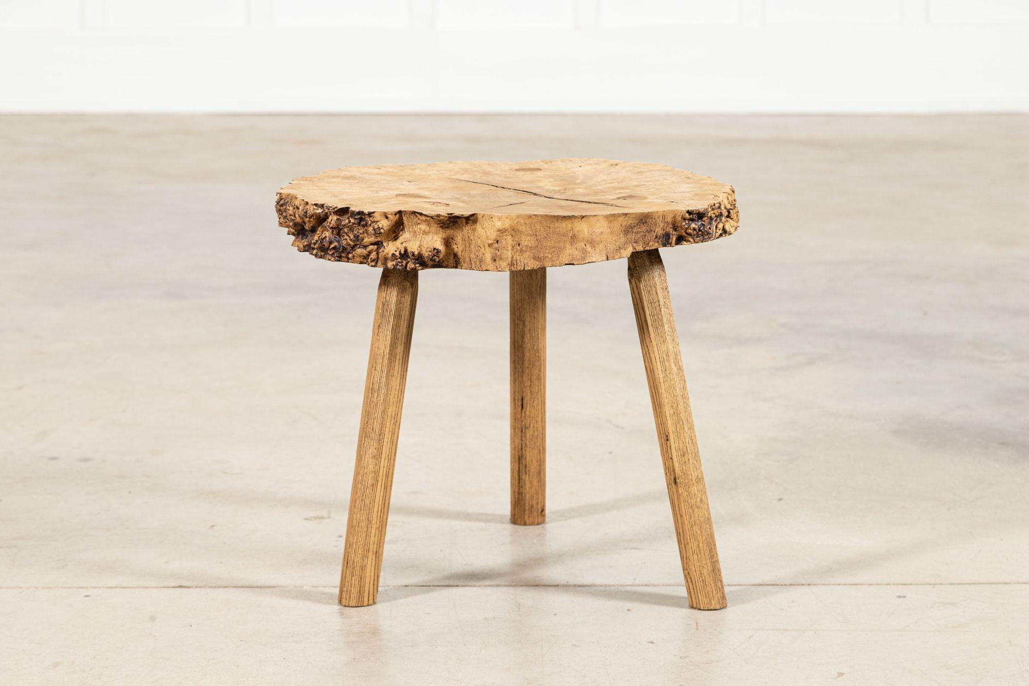 Orme Table d'appoint en orme français en vente