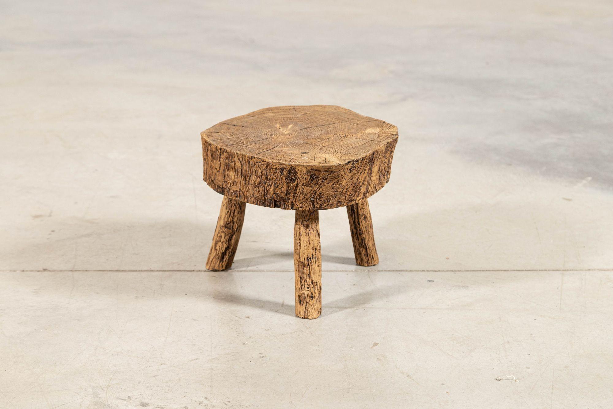 Table d'appoint en orme français en vente 2