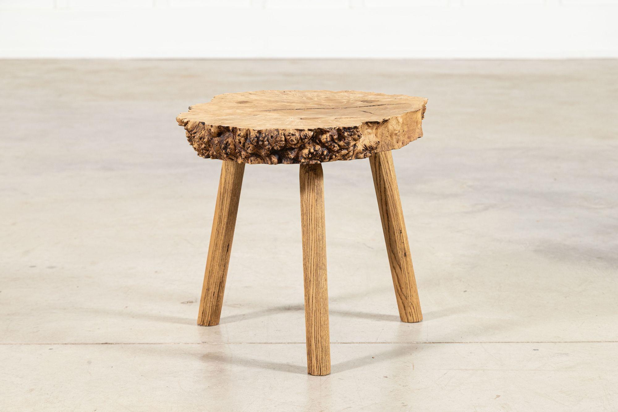 Table d'appoint en orme français en vente 4