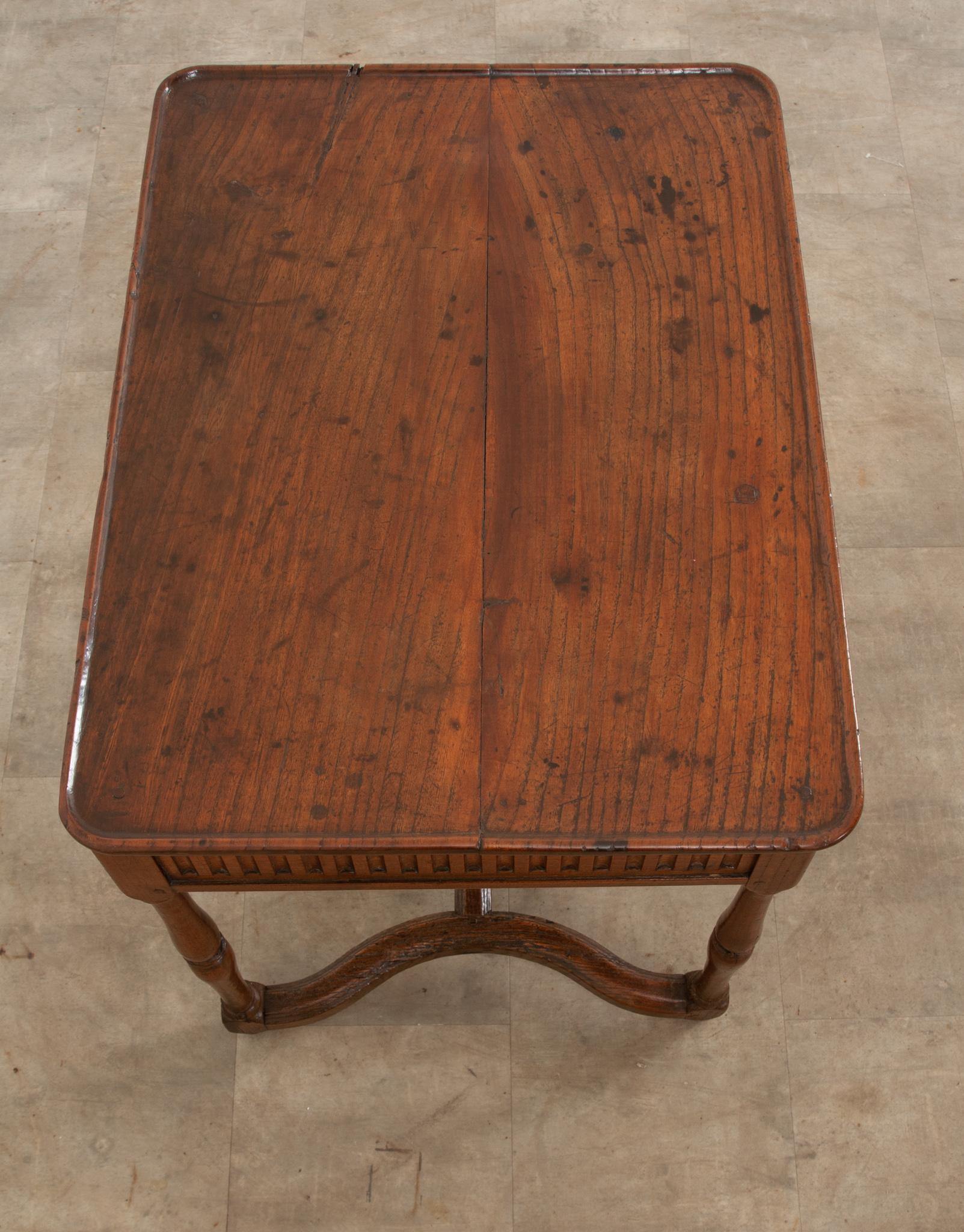 French Elm Side Table From Brittany In Good Condition For Sale In Baton Rouge, LA
