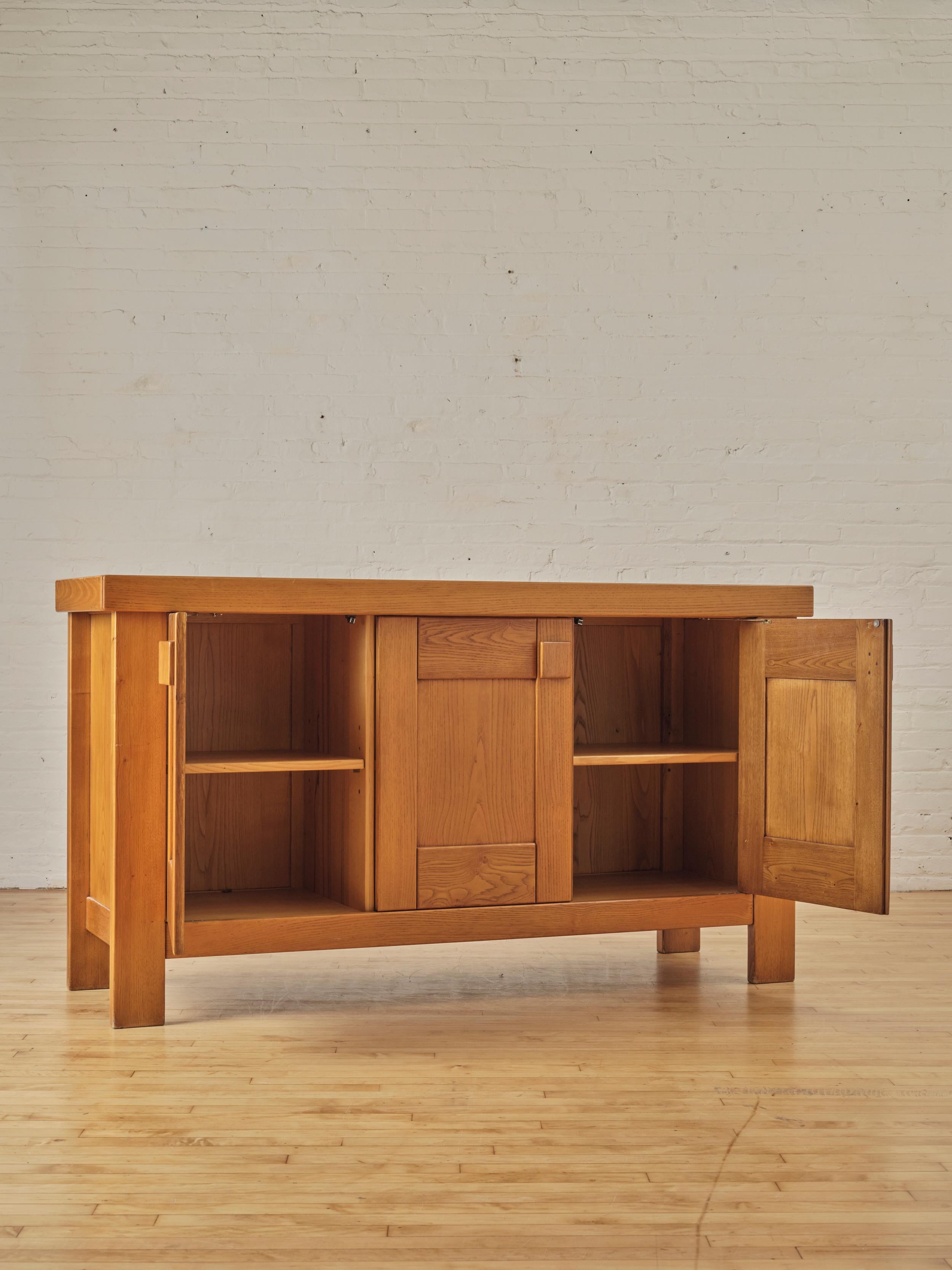 Mid-Century Modern French Elm Sideboard by Maison Regain For Sale