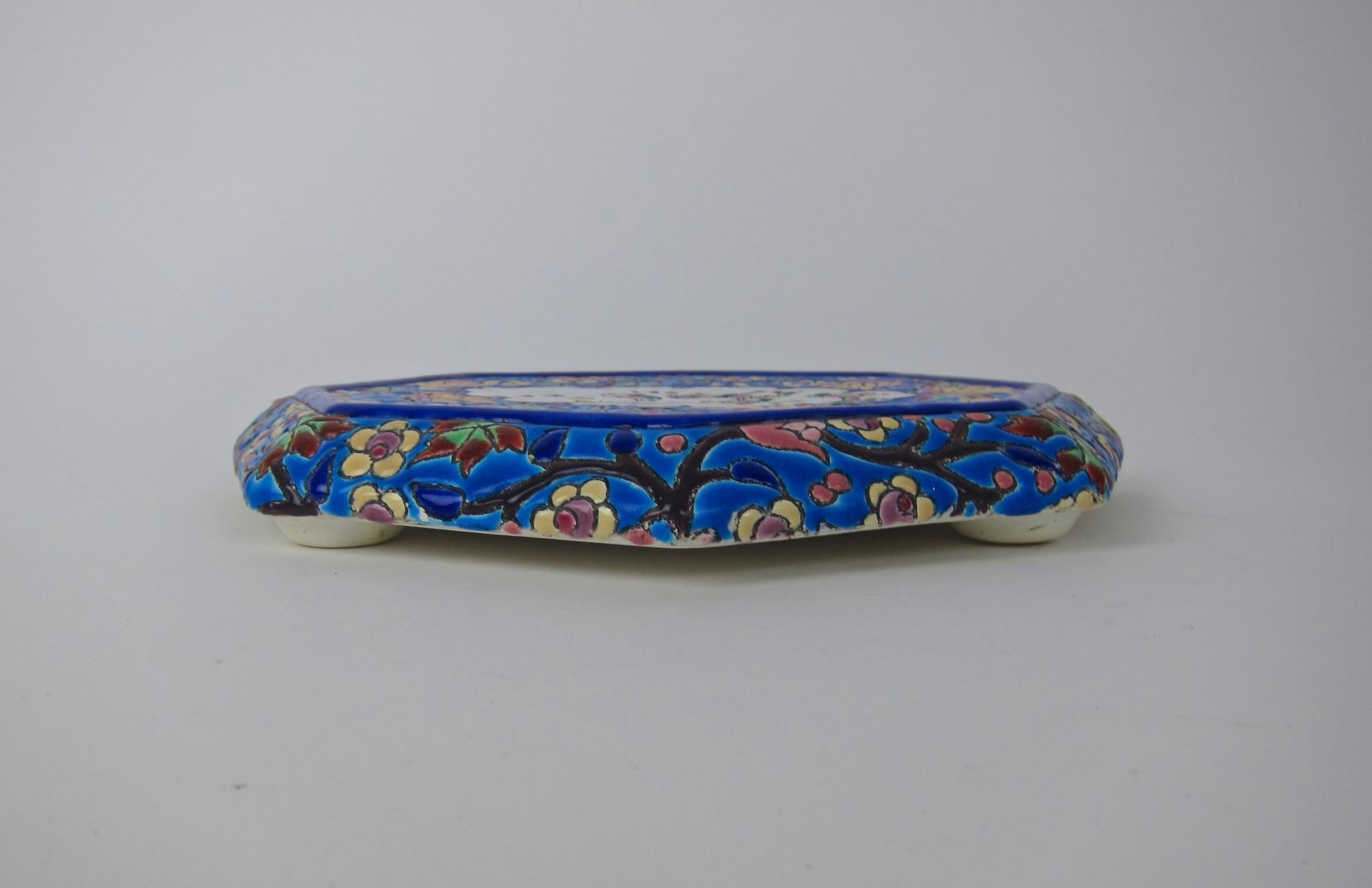 Vintage-Ständer oder Trivet mit Chinoiserie-Vogel-Dekor, Emaux de Longwy 4